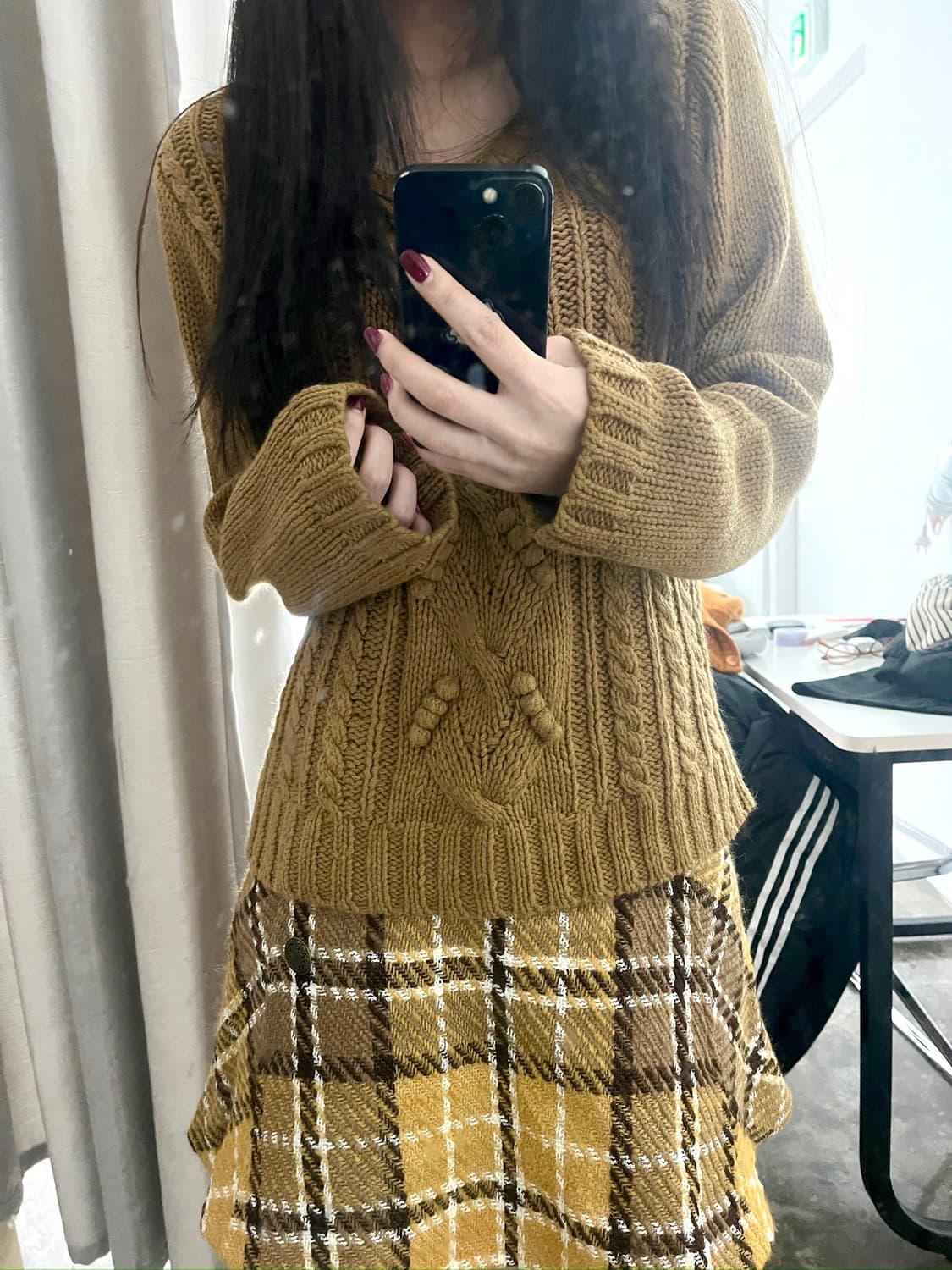 Brown Couching Embroidery Knit 상품이미지3