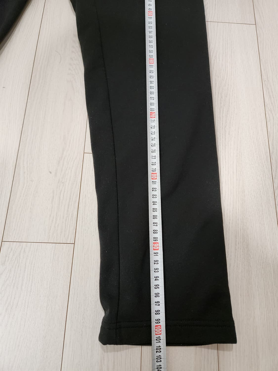 나이키 THERMA-FIT 기모 팬츠 사이즈s

사진이 이상하게 나왔는데 상품이미지7