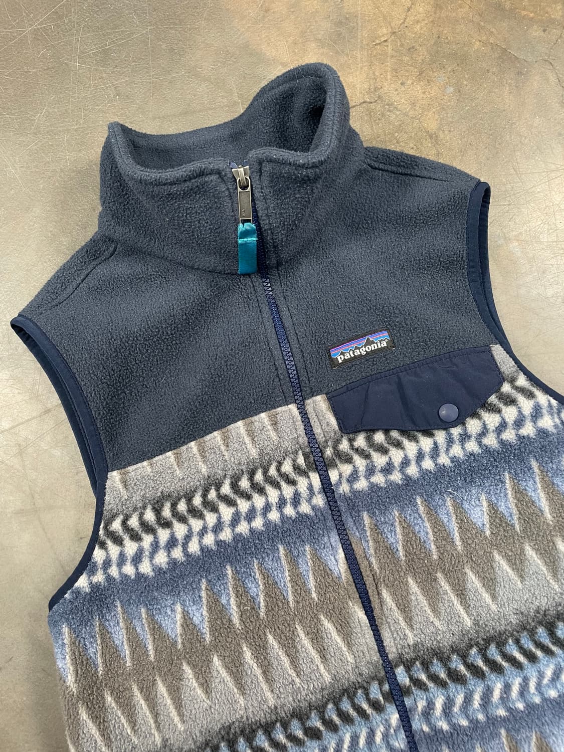 파타고니아 신칠라 플리스 조끼 상품이미지2