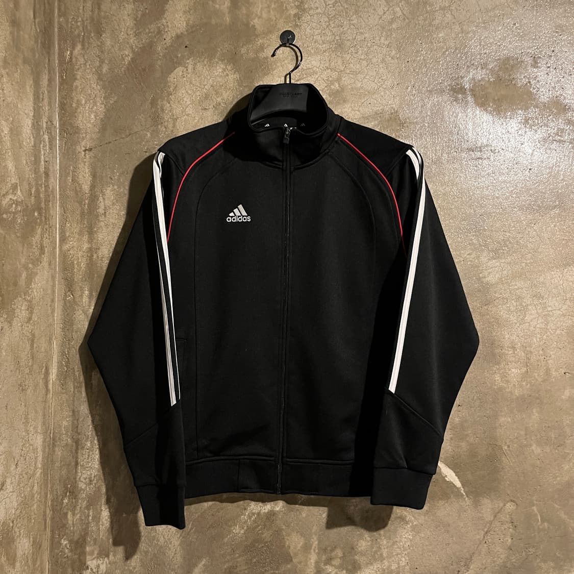 아디다스 트랙탑 상품이미지1