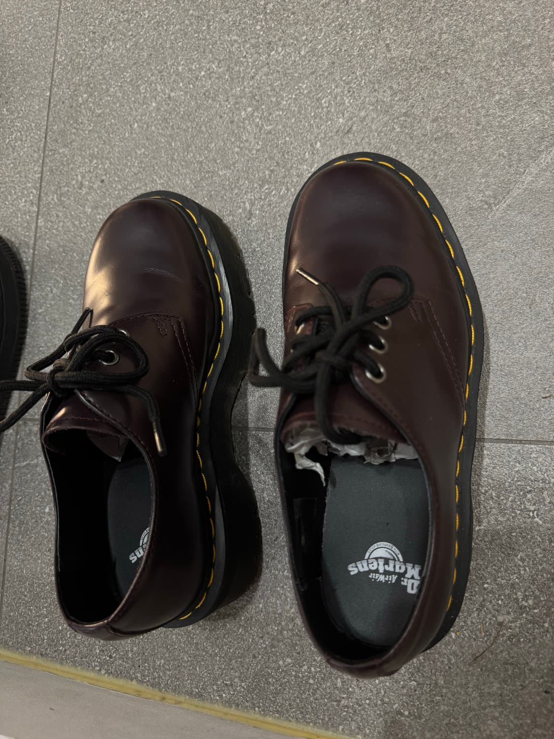 닥터마틴 쿼드 버건디 uk4 상품이미지4