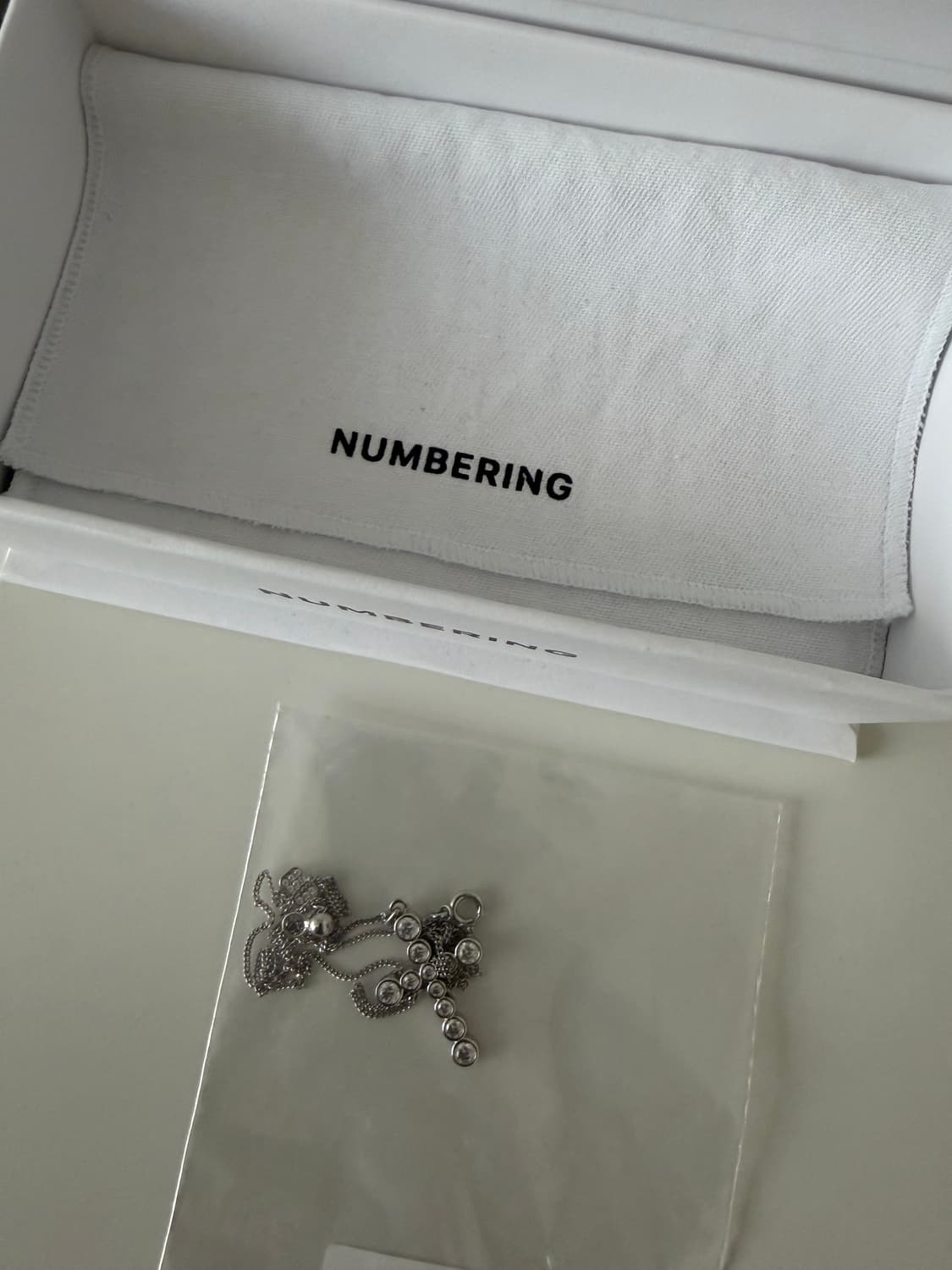 넘버링 3729 십자가 목걸이 상품이미지1