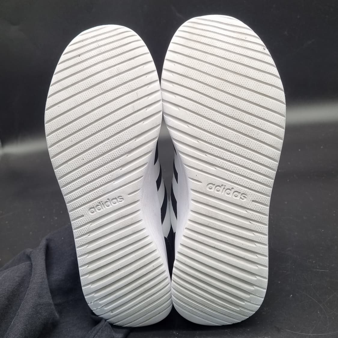 아디다스 라이트레이서2 운동화255 상품이미지3