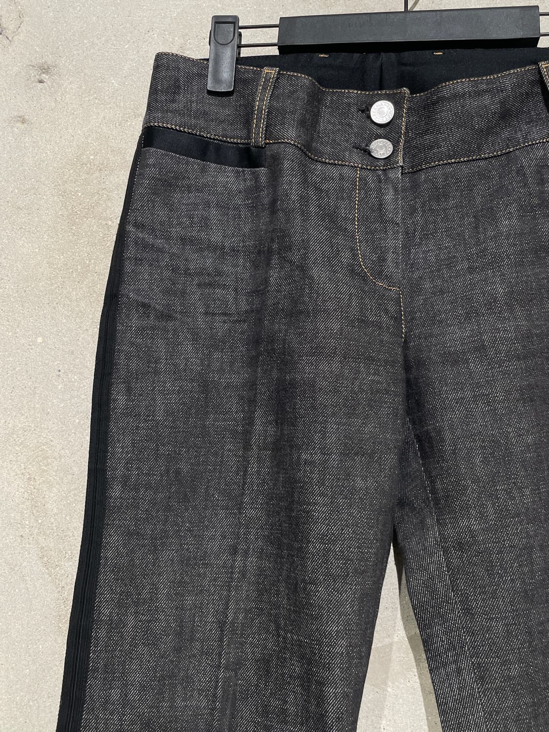 돌체 앤 가바나 흑청 패널 세미 부츠컷 데님 팬츠 상품이미지2