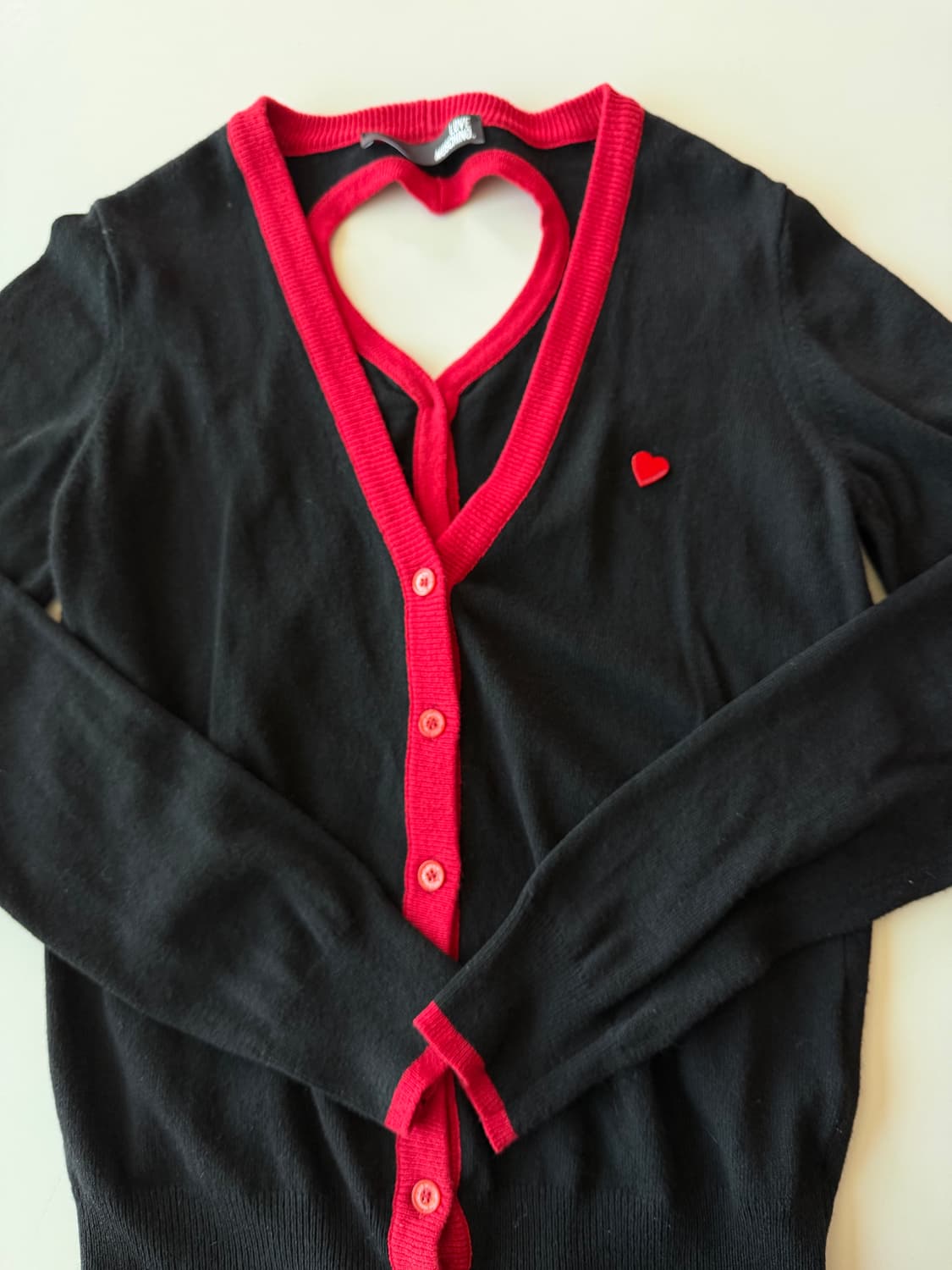 모스키노 하트 크롭 니트 가디건 상품이미지4