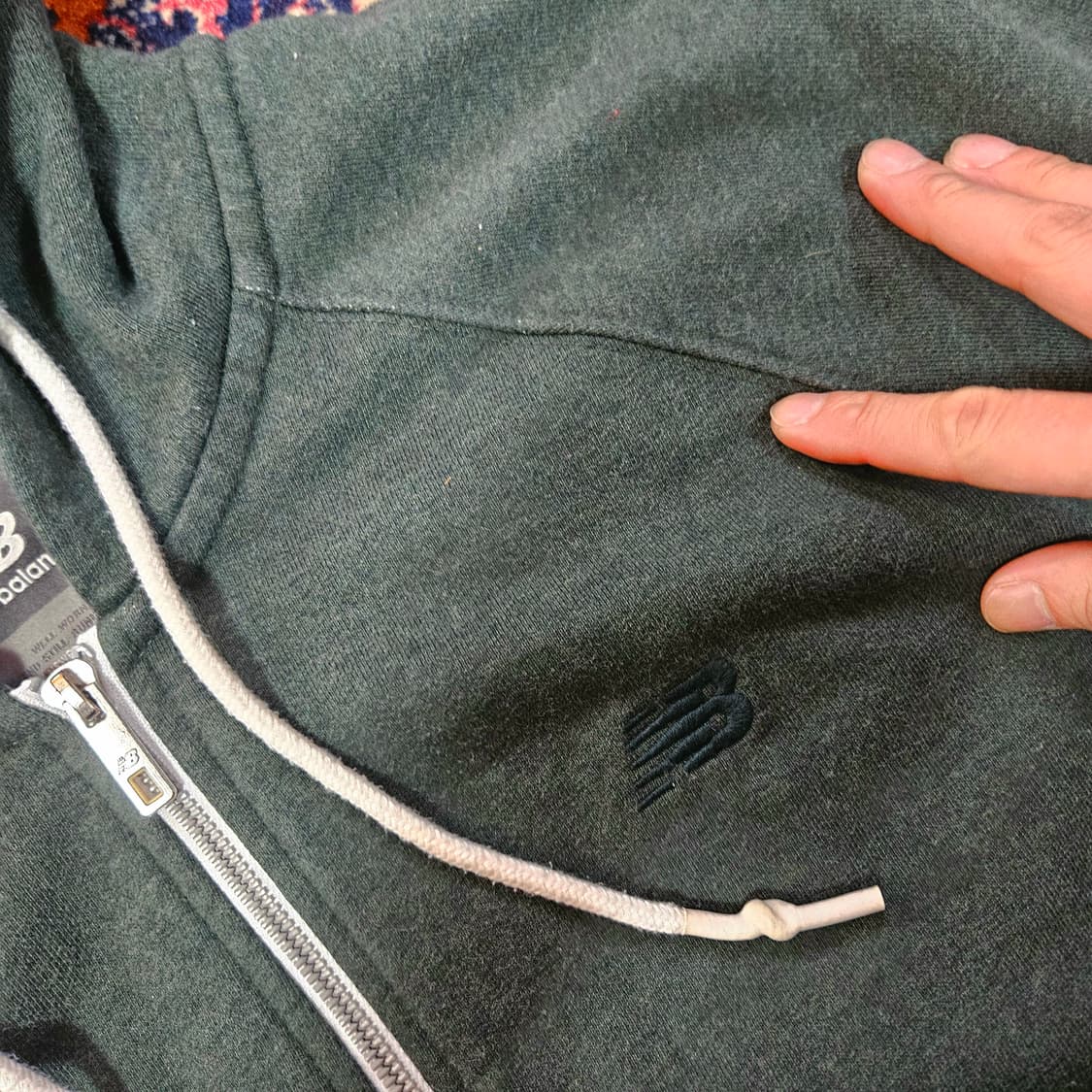 뉴발란스 카키 스몰로고 후드집업 자켓 XL size 상품이미지4