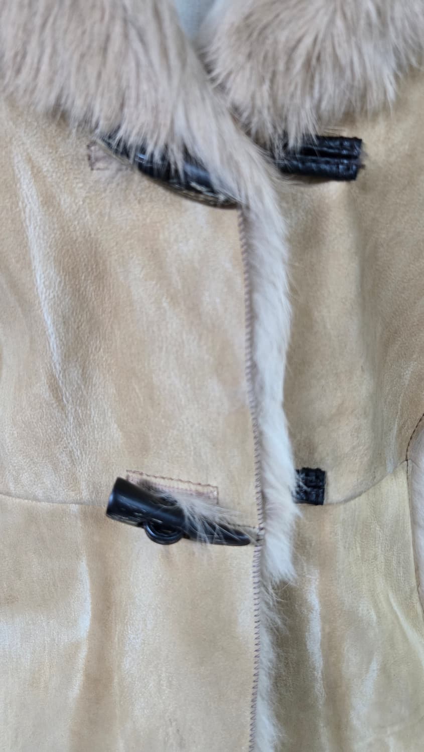 Guess 게스 토끼털 무스탕자켓 상품이미지3