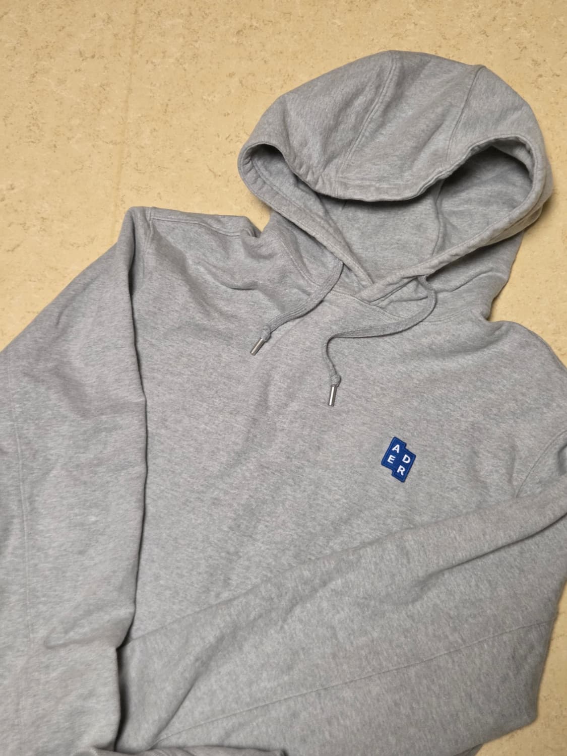 아더에러 후드티 상품이미지2