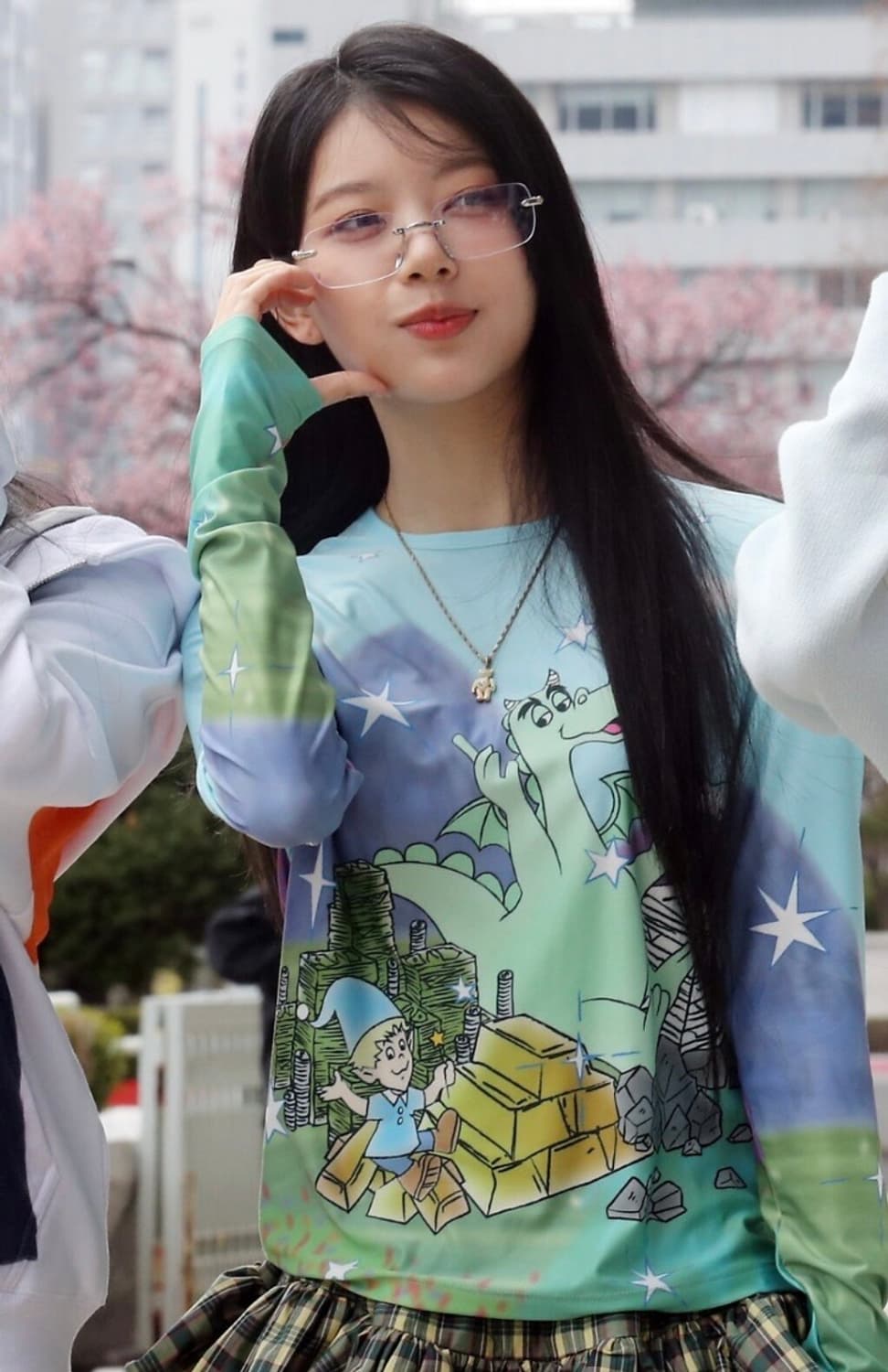 아일릿 모카 플리즈프로젝트 blue dragon long sleeve 상품이미지3