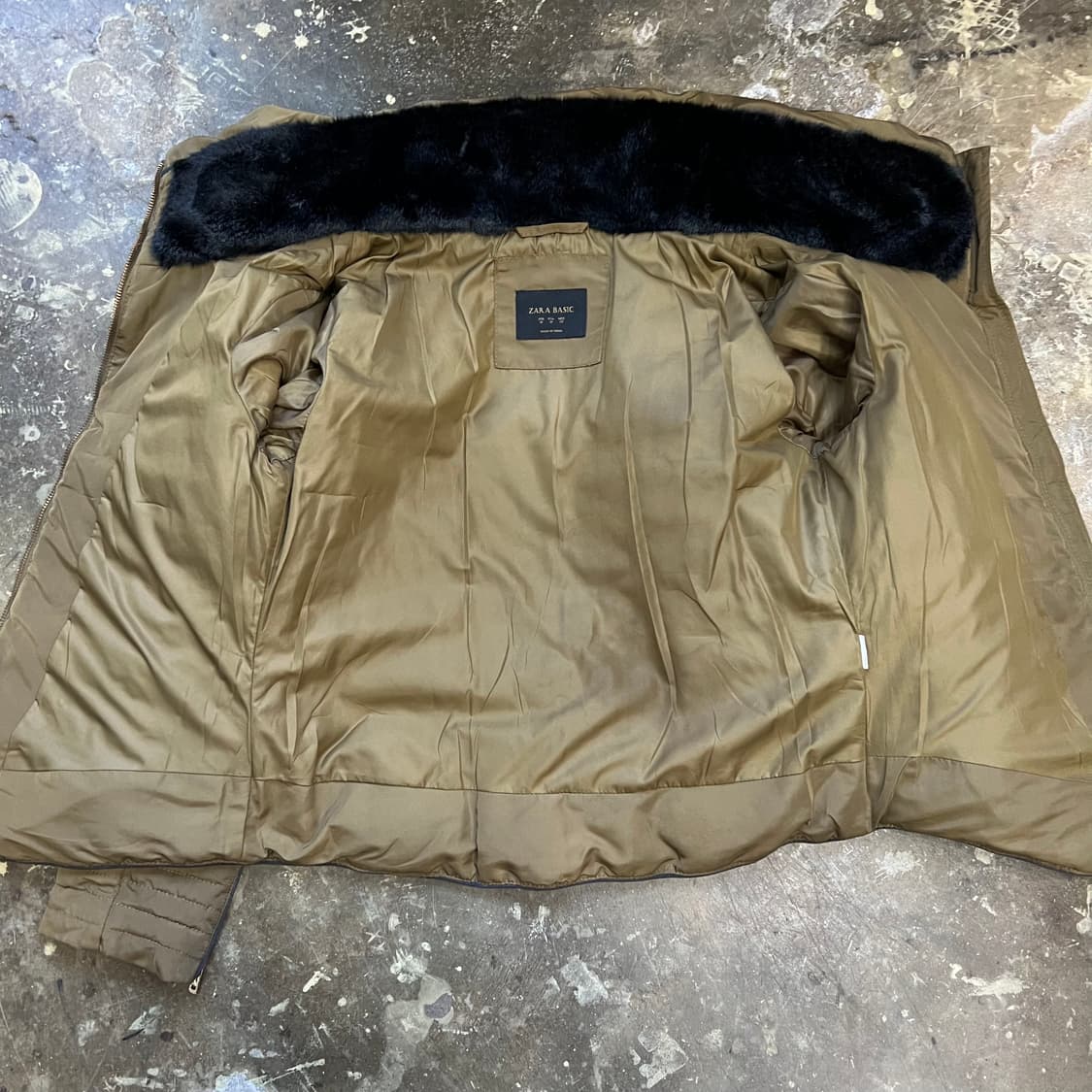 M) ZARA 자라 하이넥 패딩점퍼 푸퍼자켓 상품이미지4