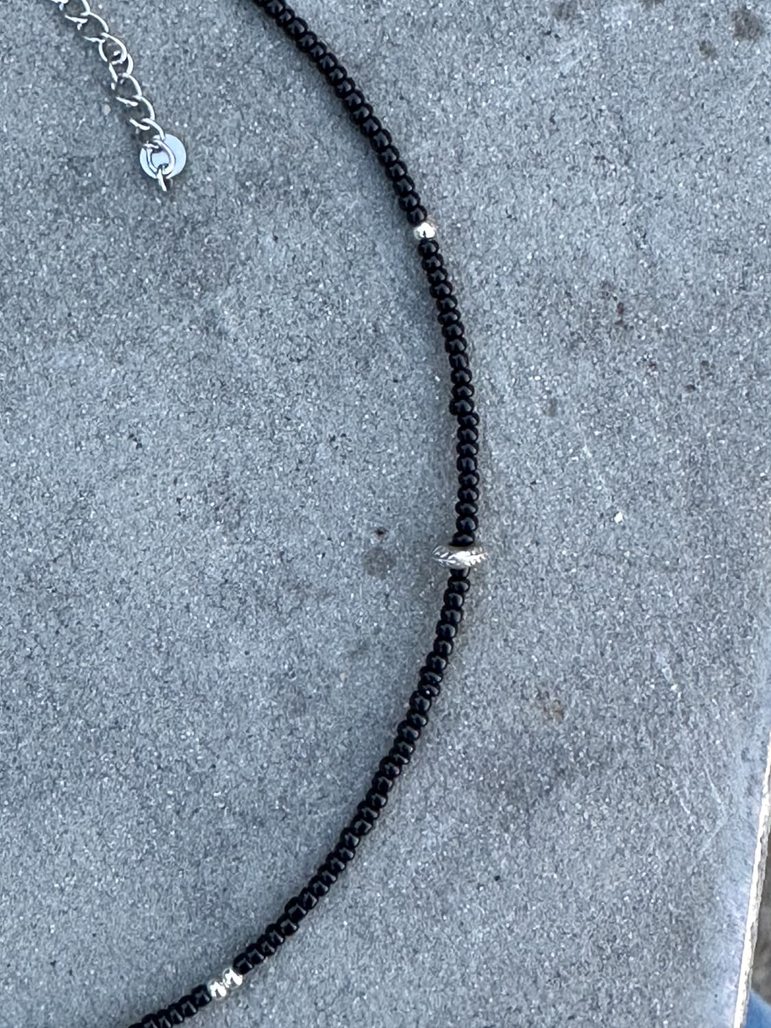 핸드메이드 비즈목걸이 simple black neckless 상품이미지4