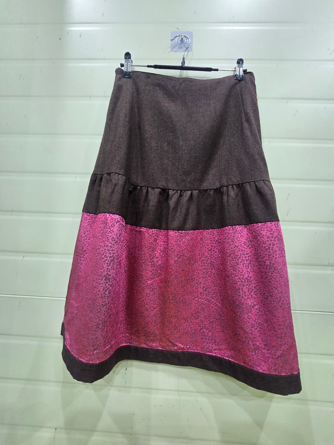 오일리(OILILY) 브라운/핑크 플라워 패턴 롱 스커트 상품이미지1