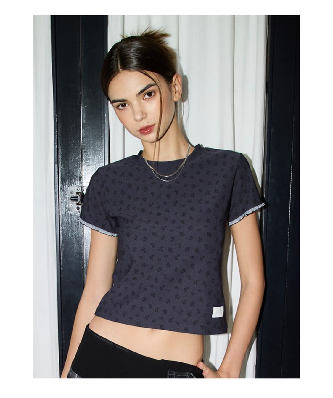 미착용) 라티젠 L19 FLOWER T-SHIRT(CHARCOAL) 상품이미지1