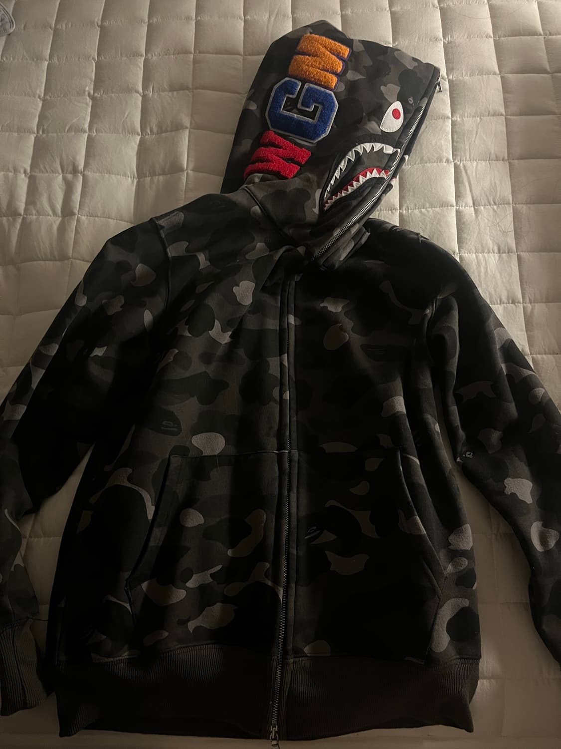 베이프 샤크 후드집업 흑계 상품이미지1