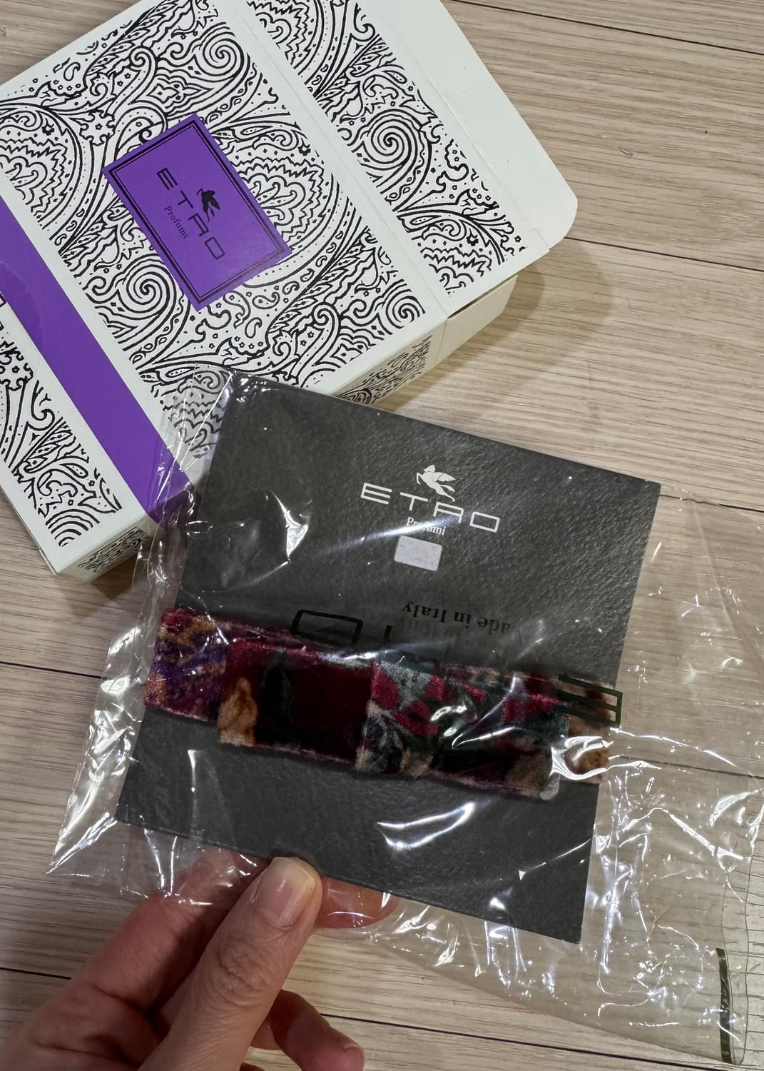 포장째 새상품 정품 에트로 벨벳 헤어핀 머리핀 집게핀 헤어밴드 상품이미지3