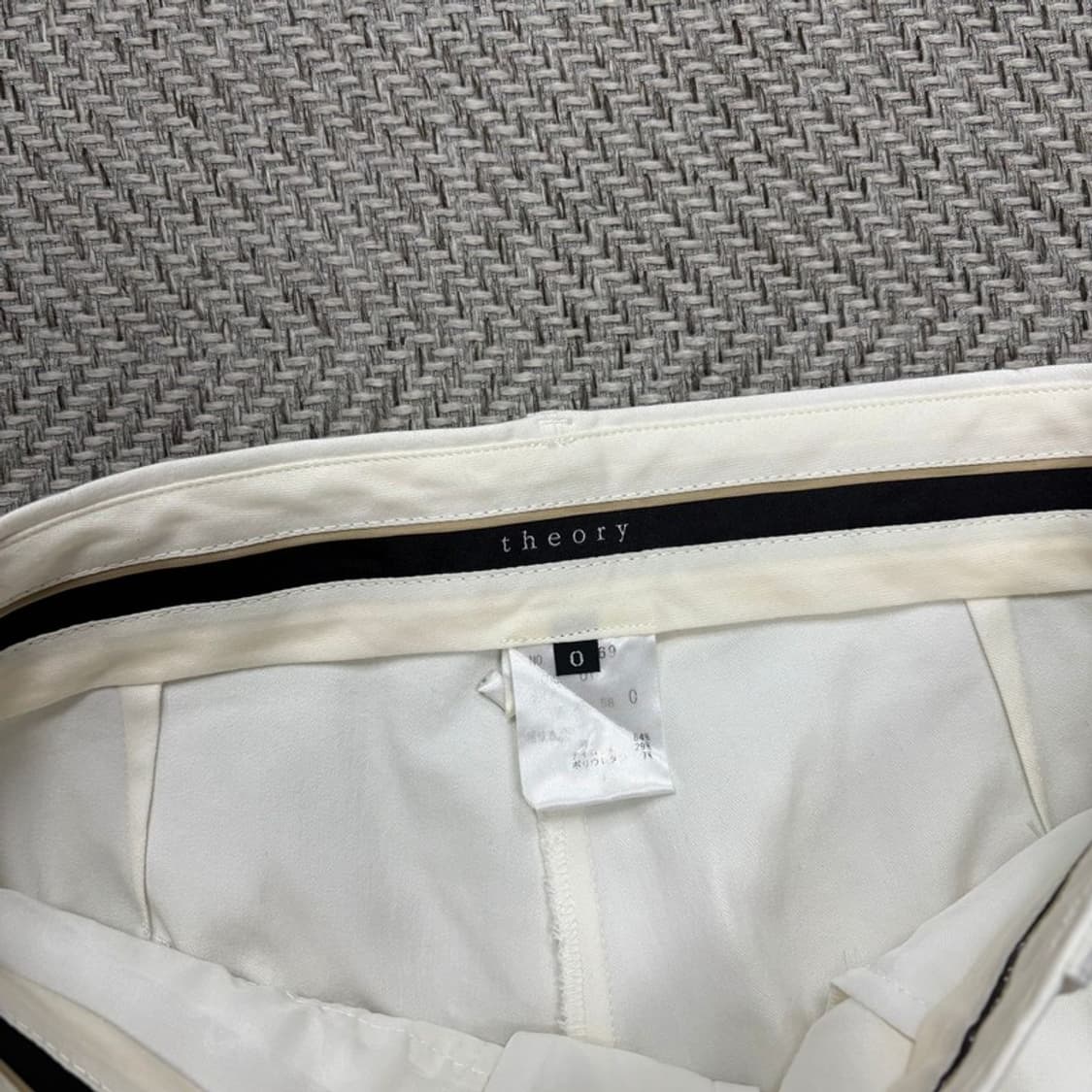 띠어리 화이트 부츠컷 팬츠  v0268 상품이미지5