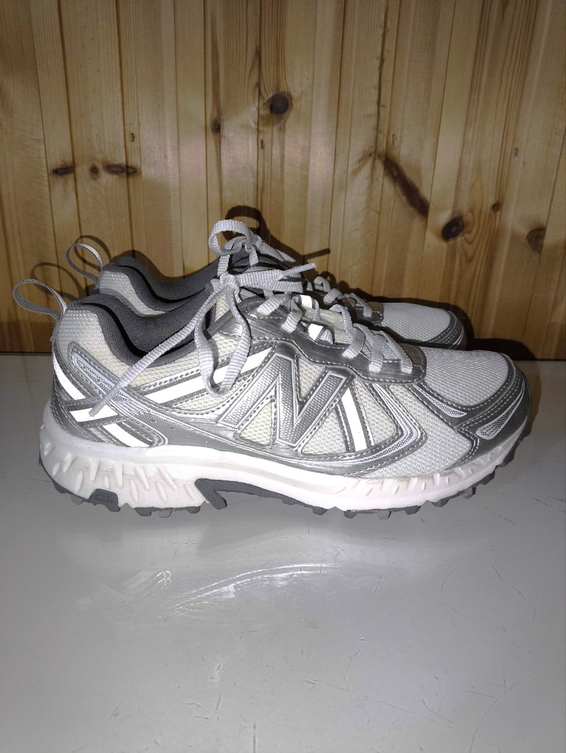 255mm 2E 뉴발란스 410 실버 러닝화 트레일 상품이미지1