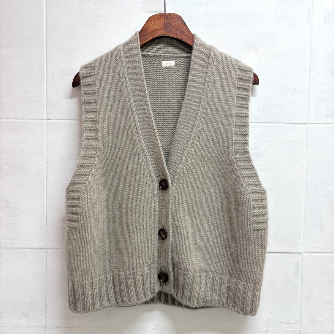 베이비 알파카 라쿤 니트 베스트  상품이미지1