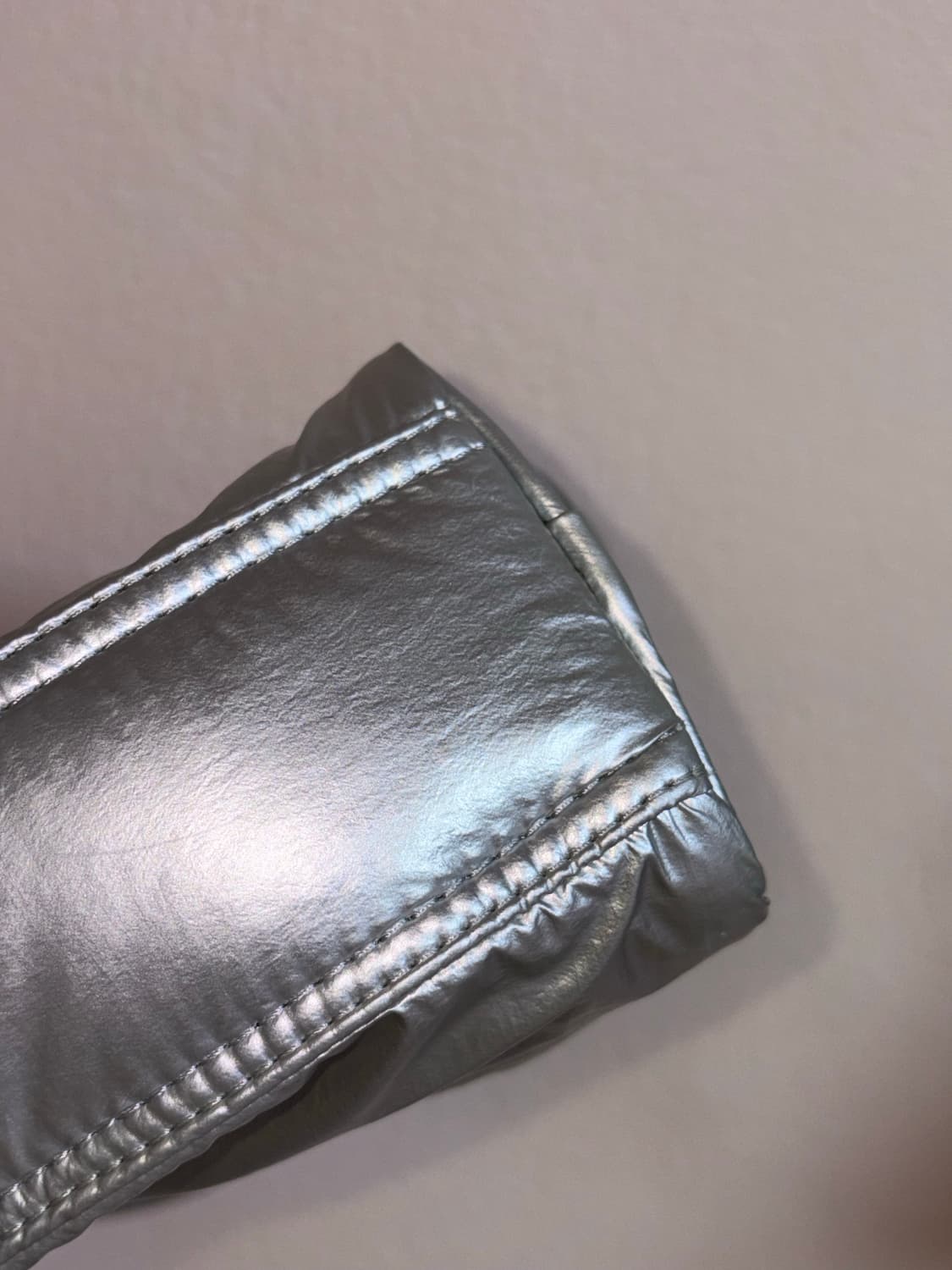 마뗑킴 글로시 숄더백 상품이미지4