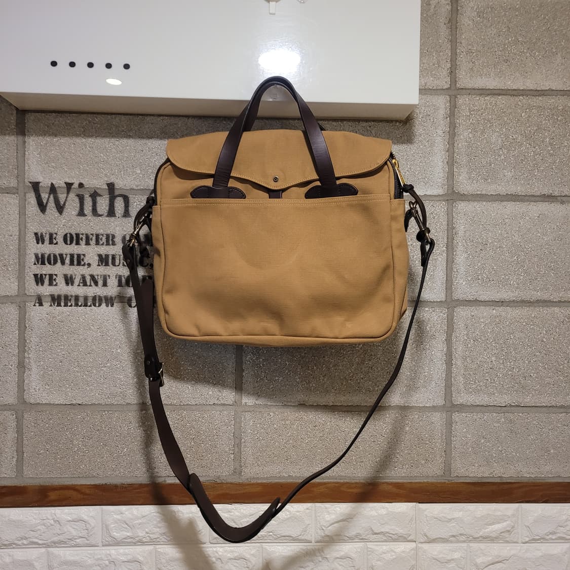 필슨 256 서류가방 상품이미지1