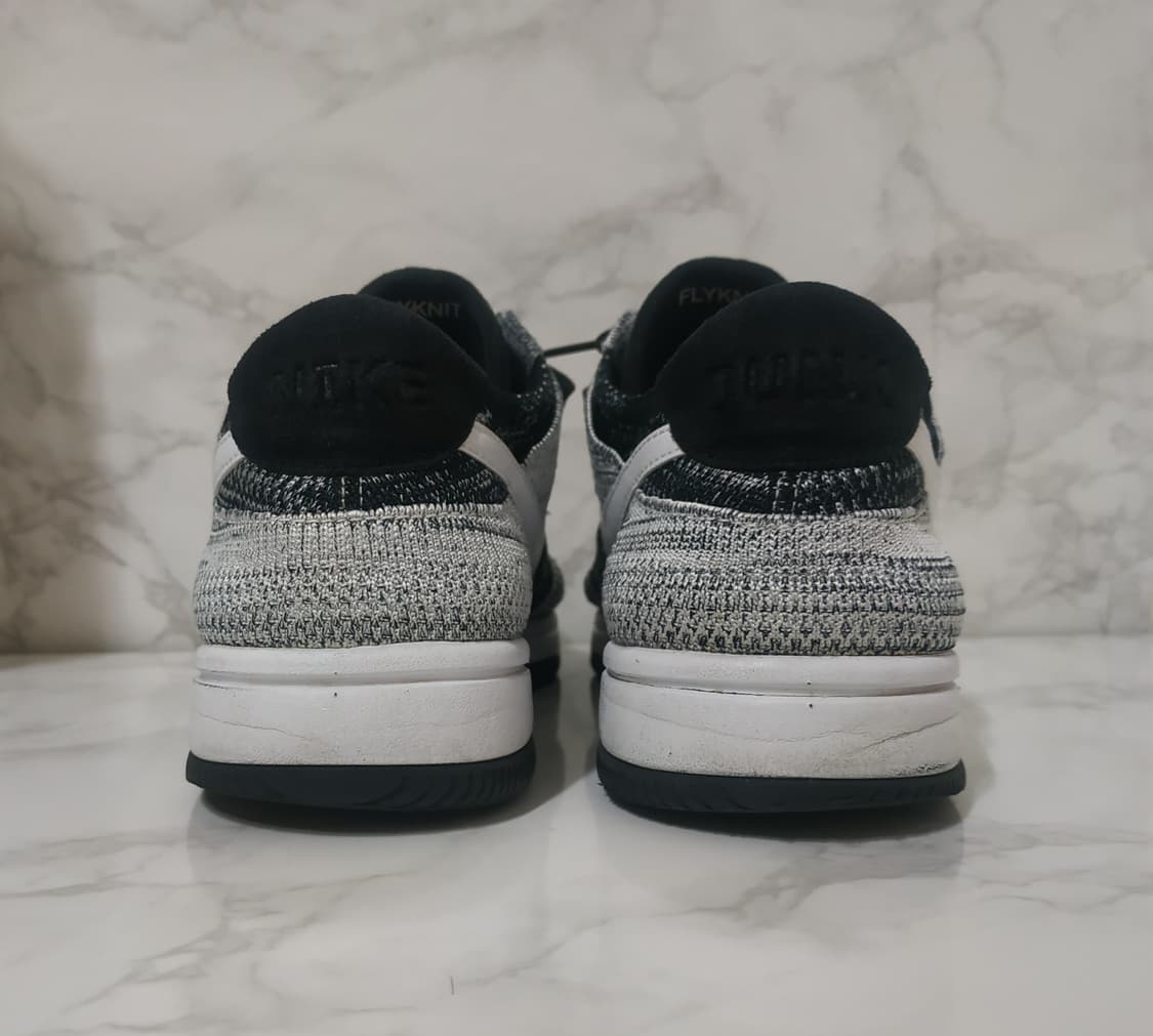 nike dunk low flyknit oreo