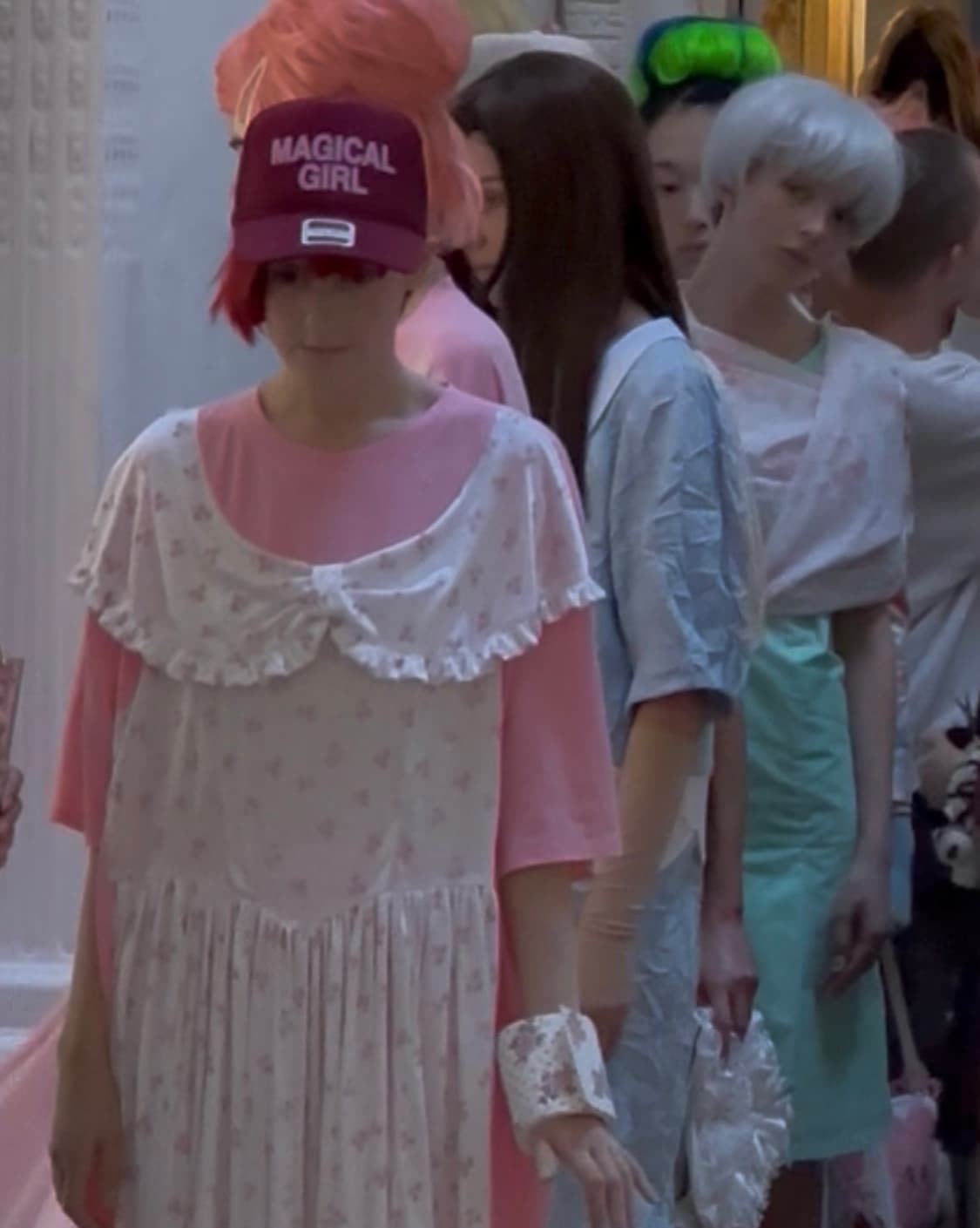 애슐리 윌리엄스 26ss 매직컬 걸 트러커 캡/버건디 상품이미지2