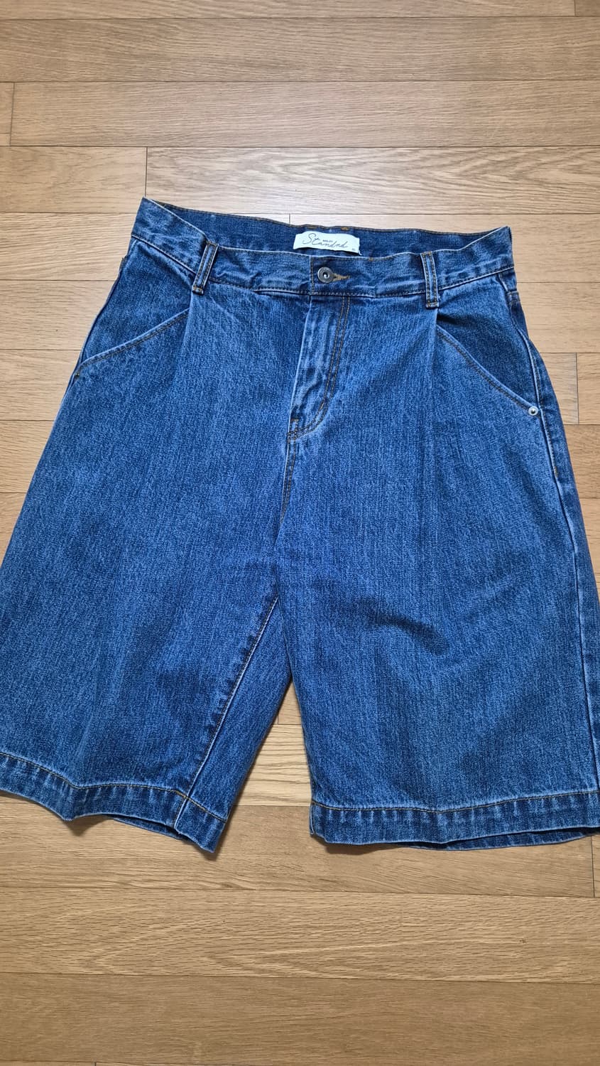 비슬로우 콘밀 원턱 데님 쇼츠 30 상품이미지3