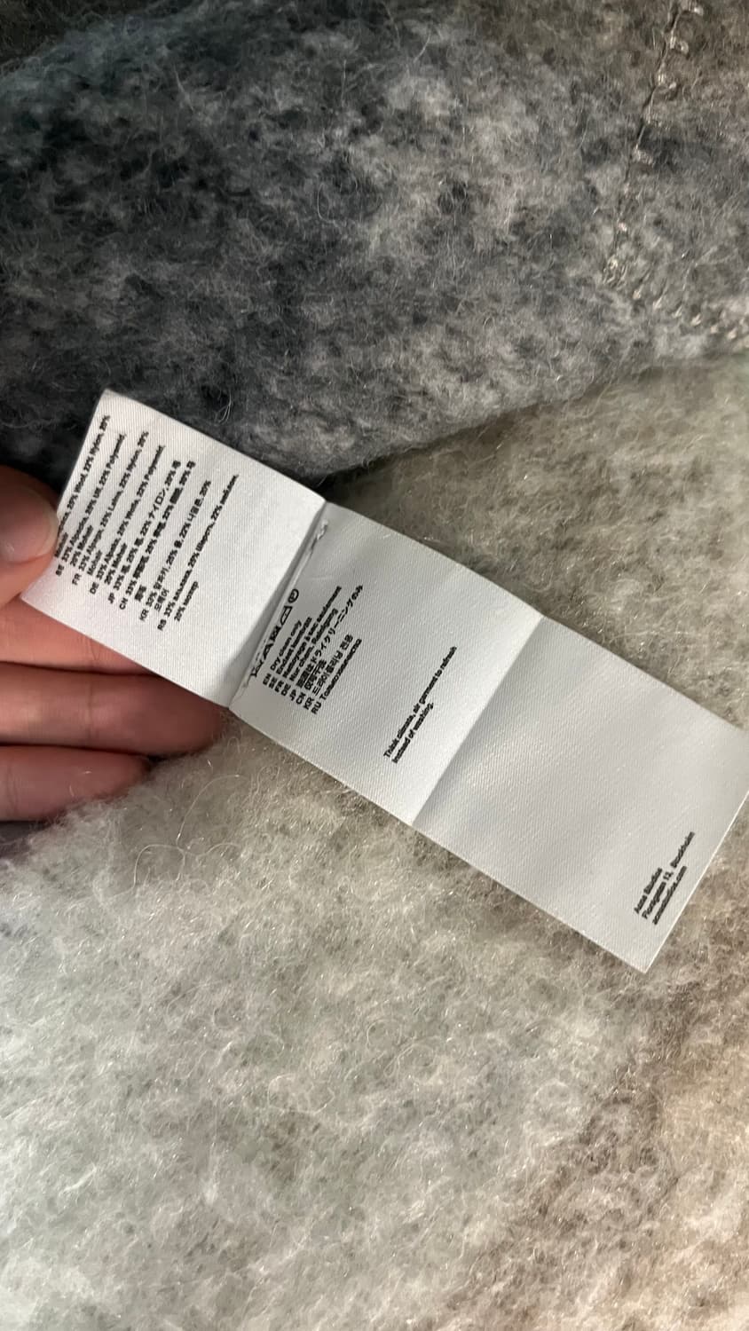 아크네 스튜디오 모헤어 체크 머플러 그린 그레이 블랙 상품이미지3