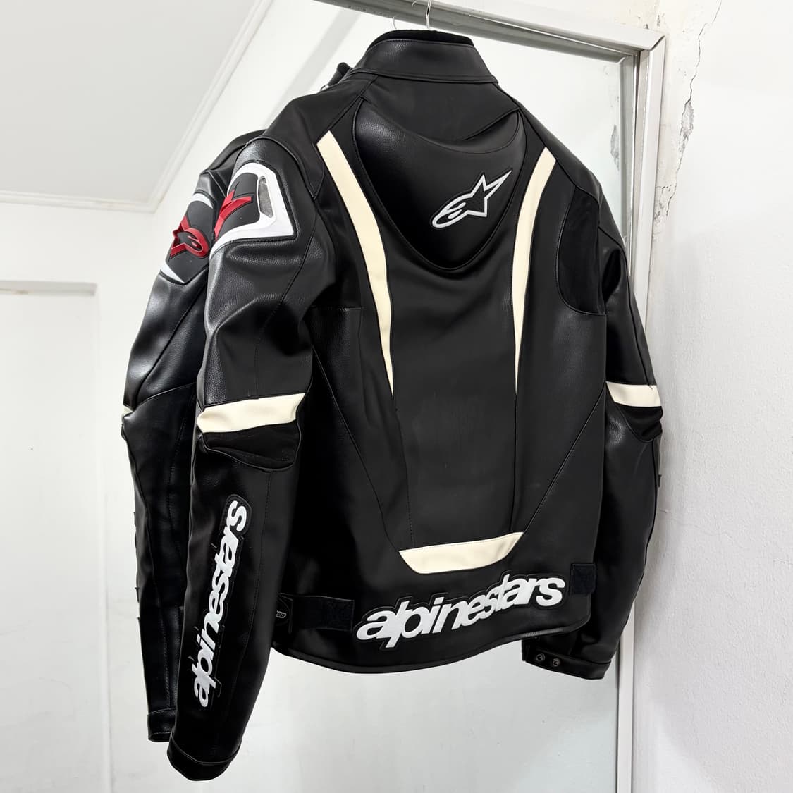 알파인스타 레더 레이싱 자켓 상품이미지6