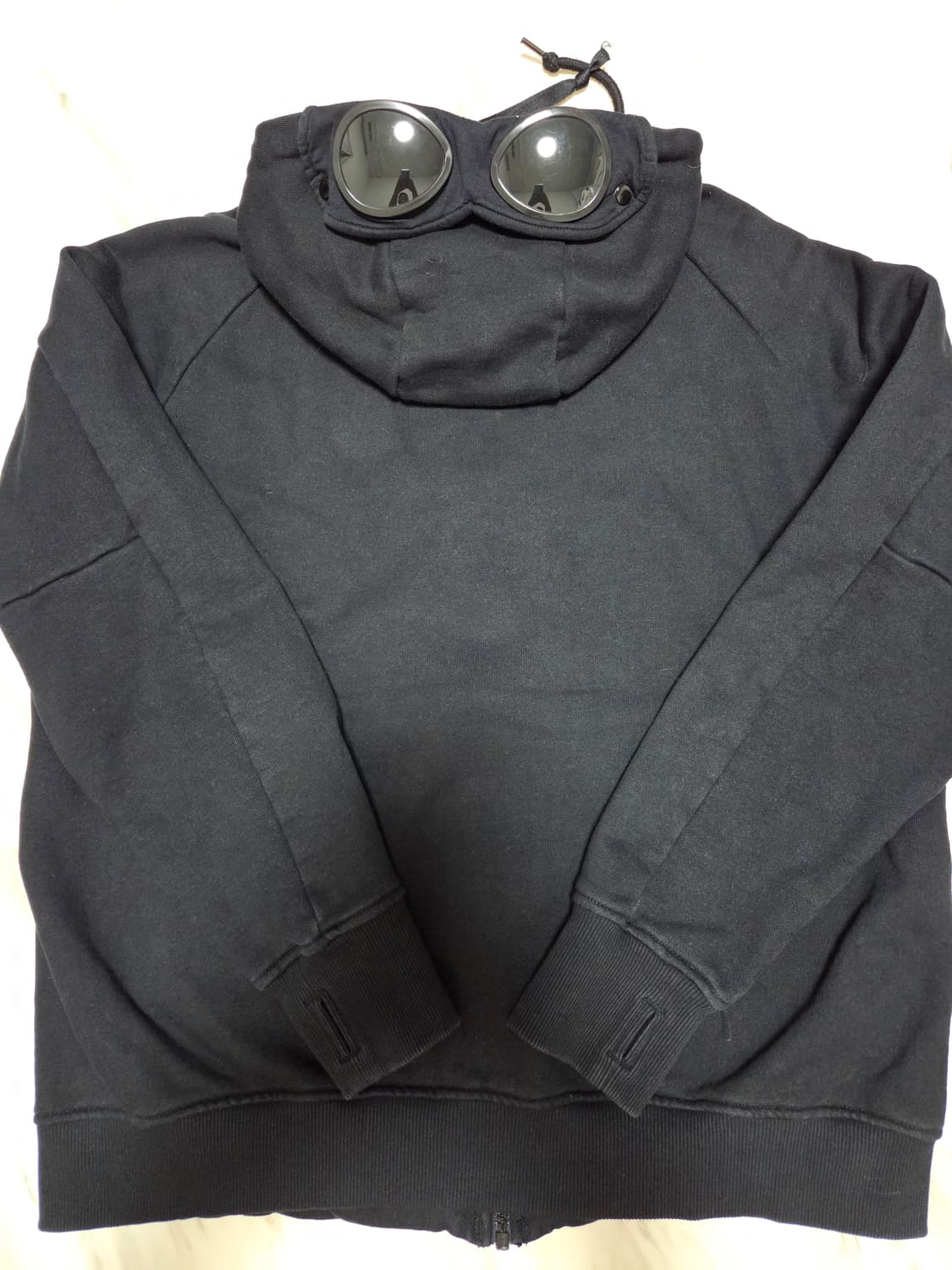 씨피컴퍼니 고글 후드 집업 상품이미지2