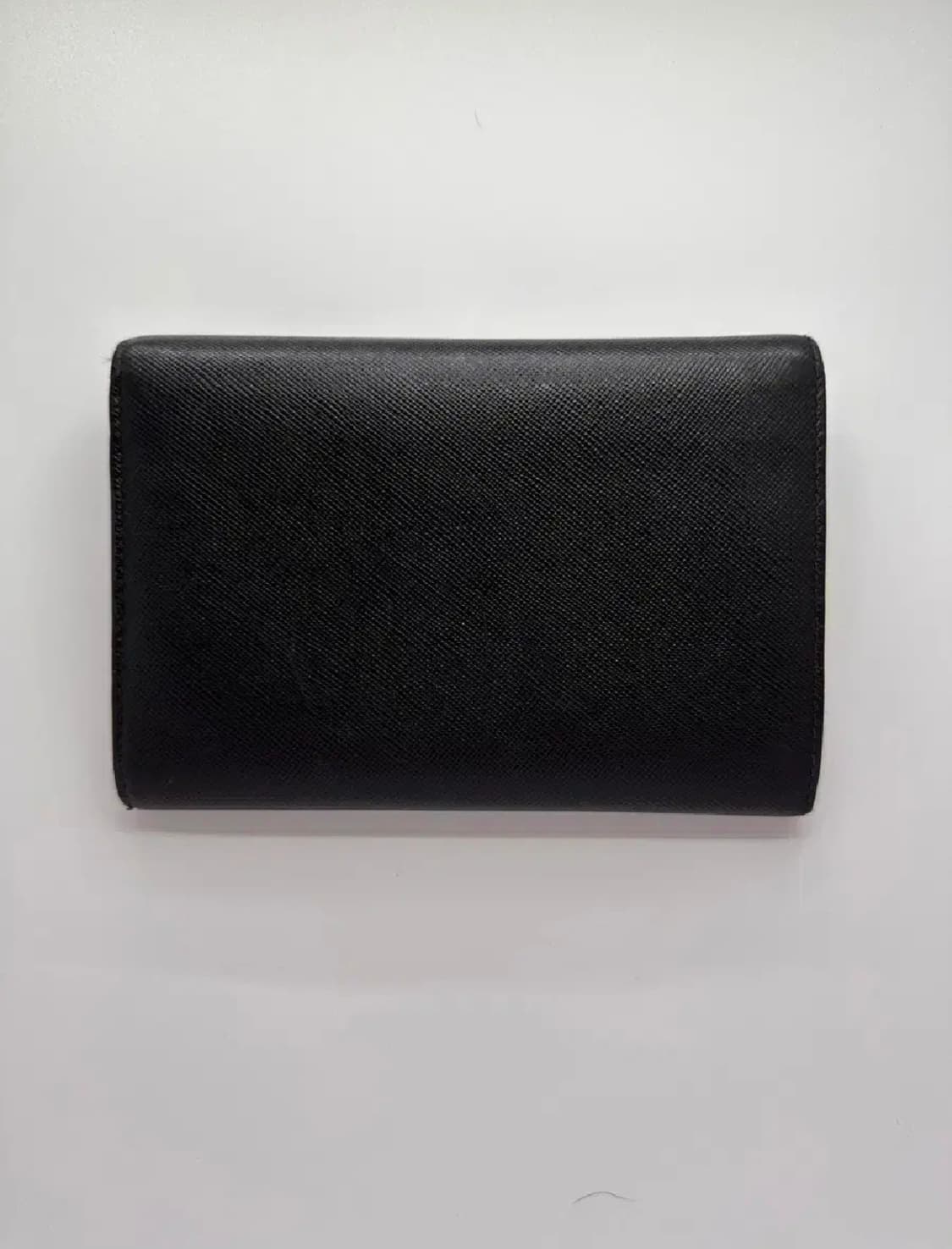 정품 프라다 삼각로고 중지갑 상품이미지4