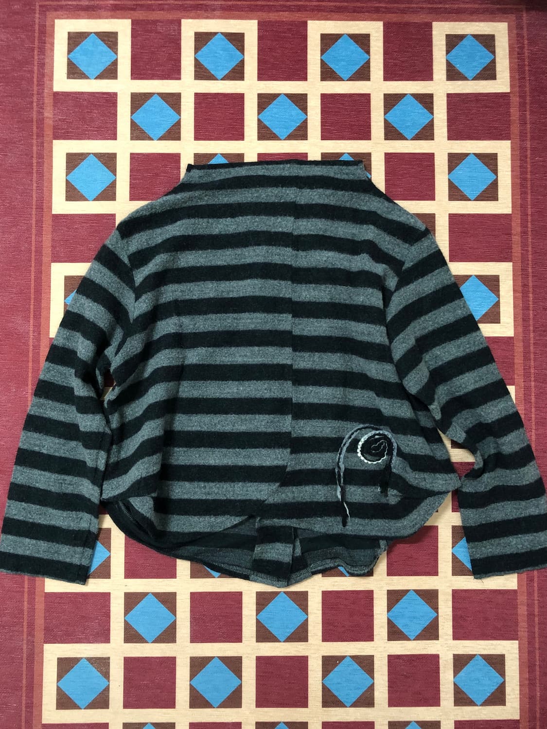 STRIPE UNBALANCE CARDIGAN 상품이미지2
