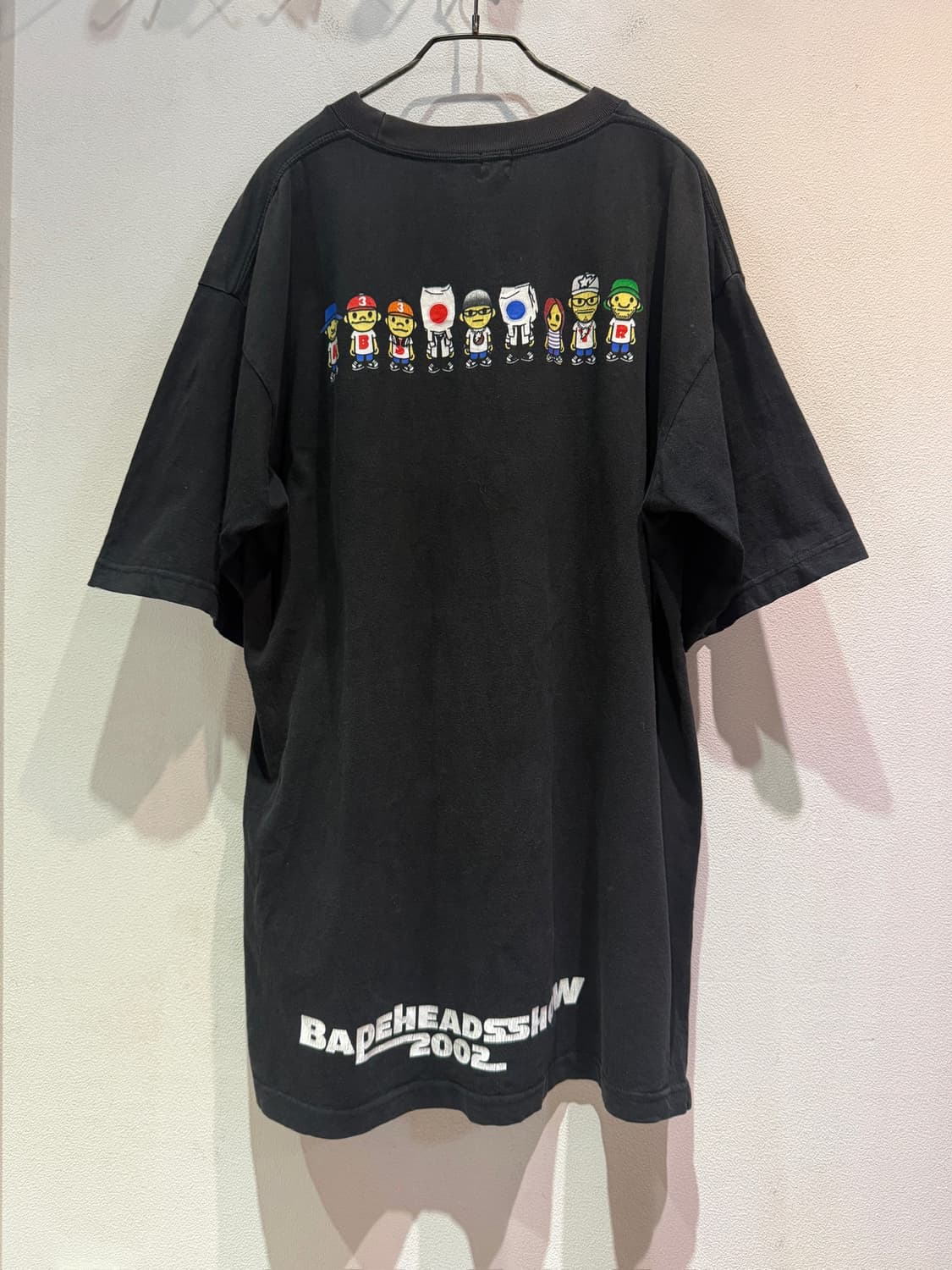 Vintage 2002 BAPE HEADS SHOW Tee 상품이미지1