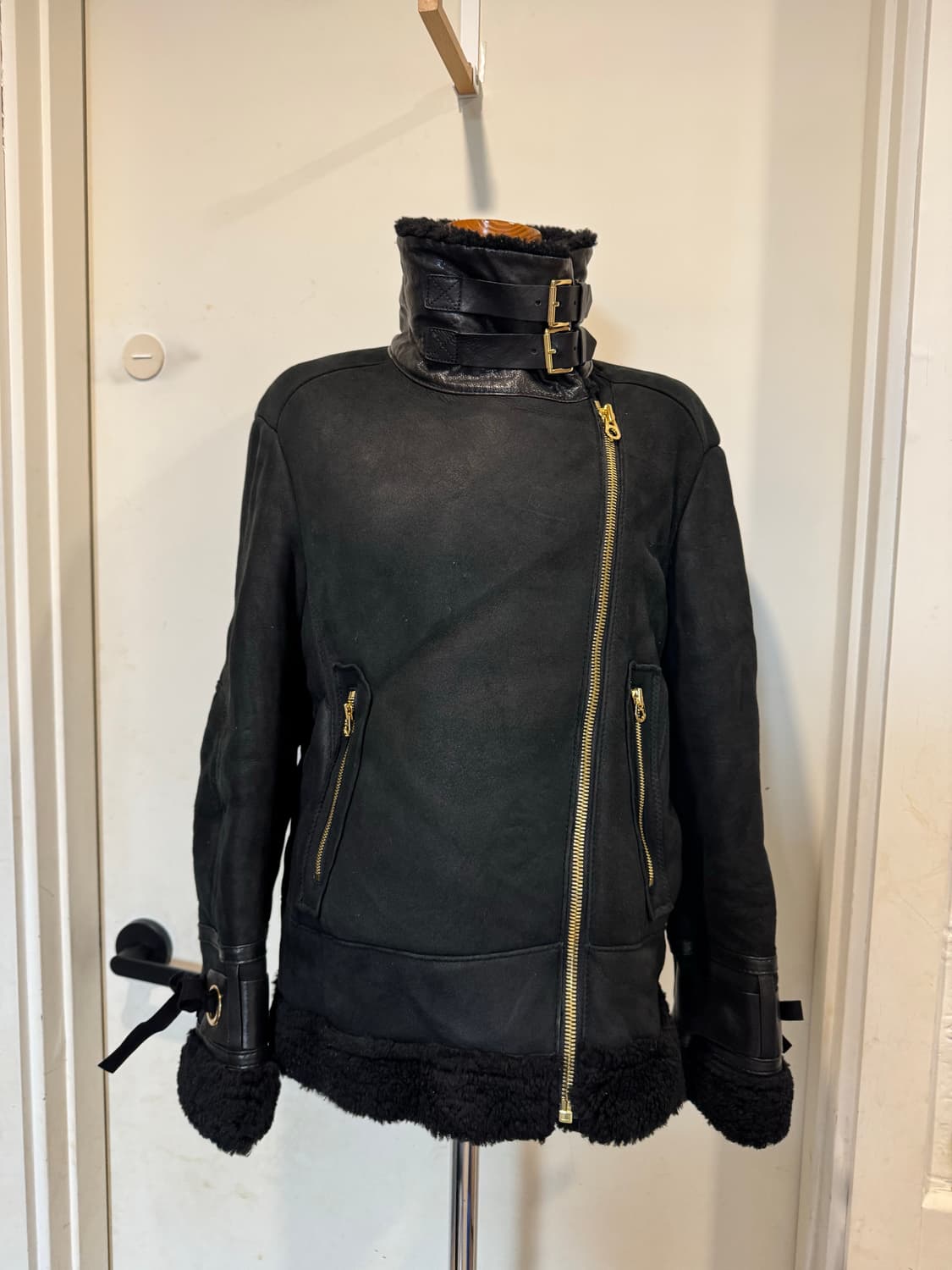 한섬 버드바이쥬시꾸뛰르 양 무스탕 상품이미지1