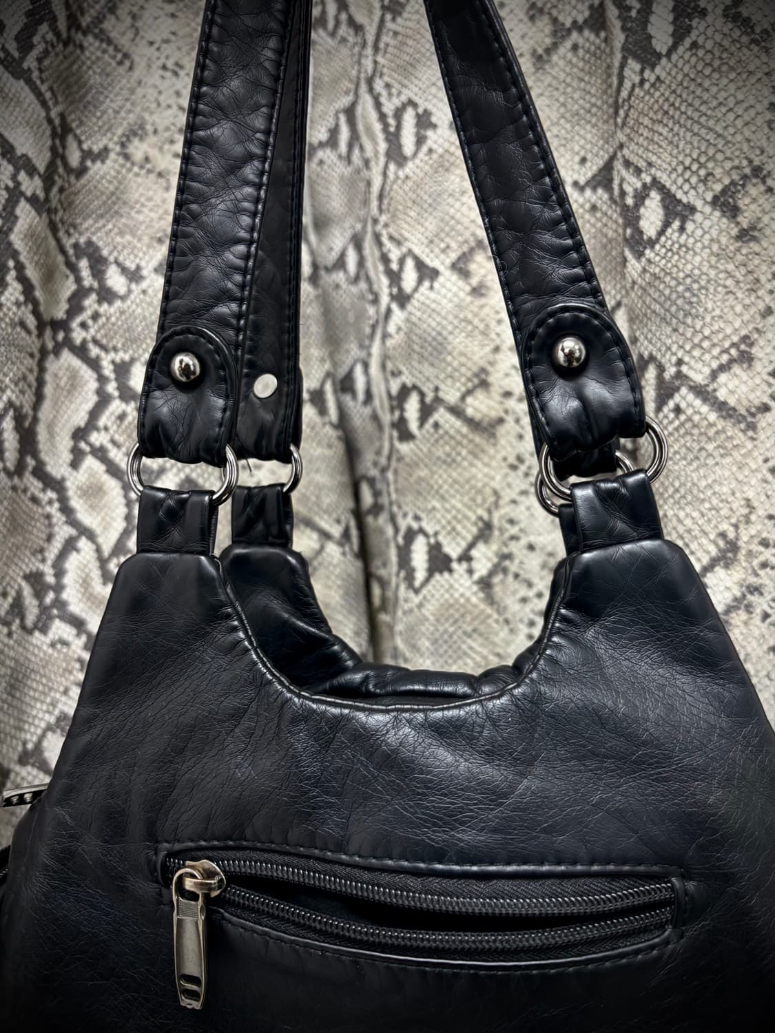[BAG] 00‘s Rare Design Studded leather B 상품이미지8