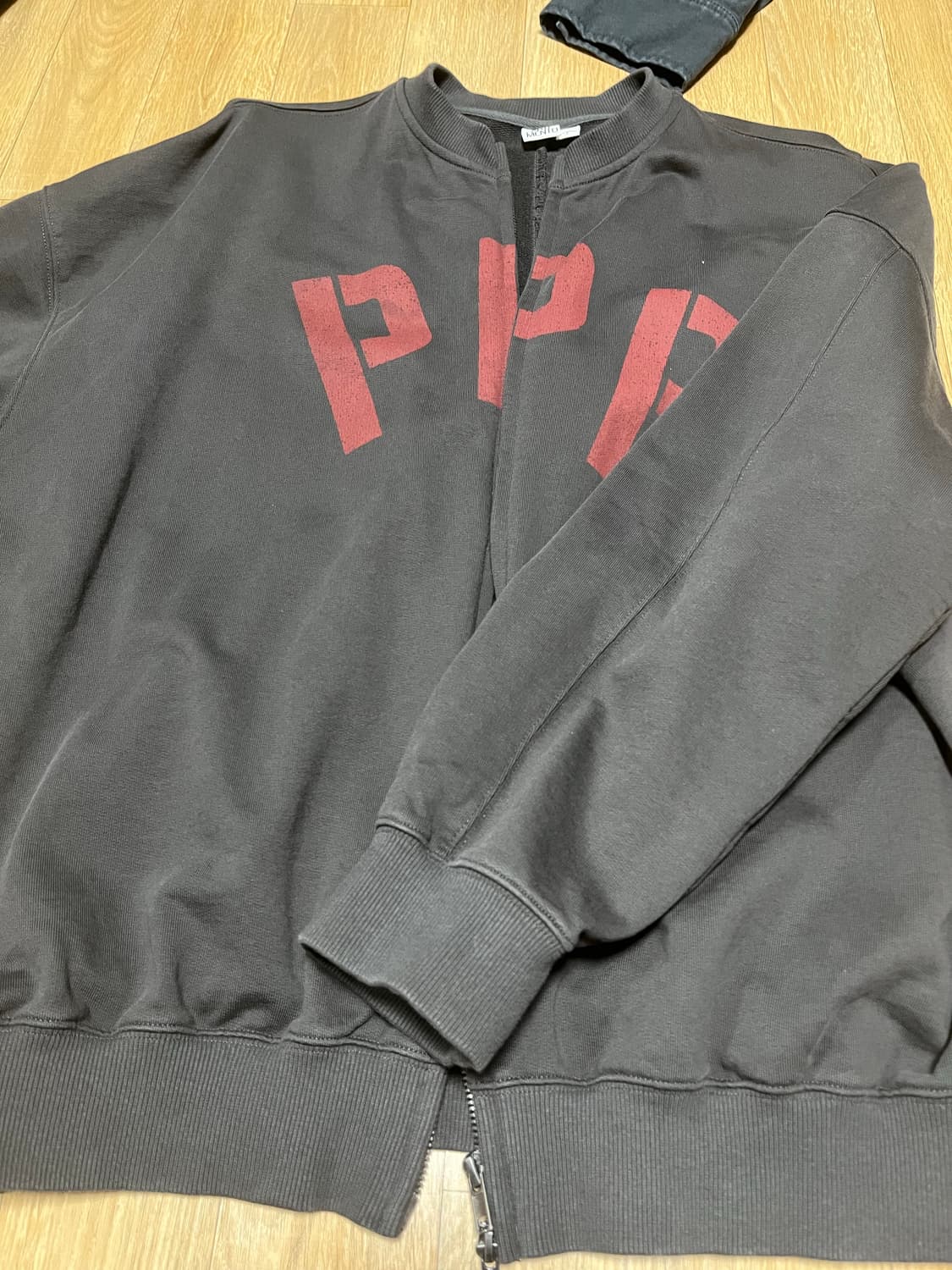 파르티멘토 스텐실 스웨트 블루종 차콜 상품이미지3