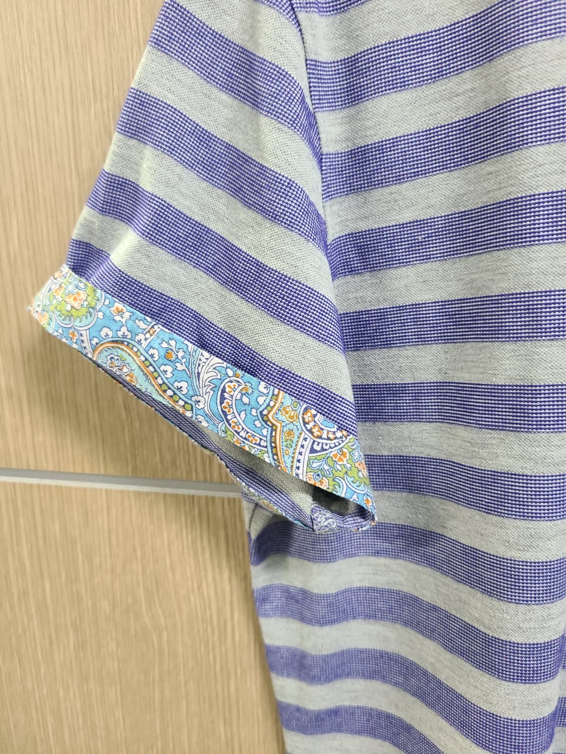 에트로 반팔티 xl 상품이미지3