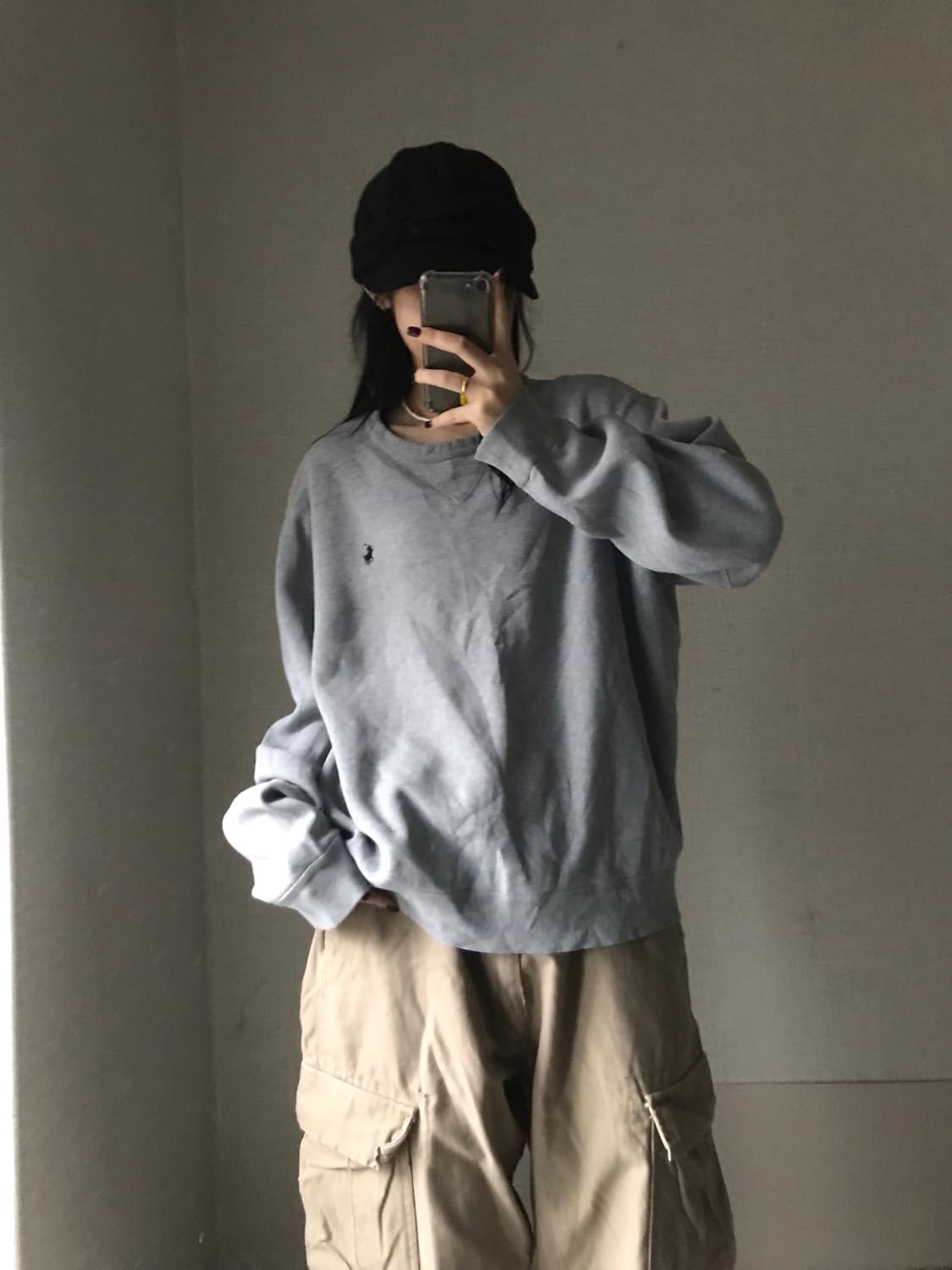 폴로 그레이 오버핏 맨투맨 상품이미지2