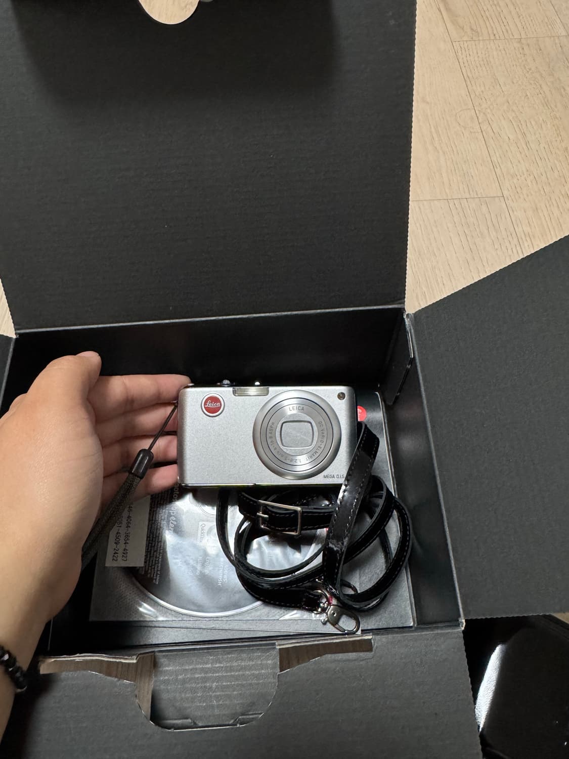 최상급 라이카 C-LUX1 실버 (박스제품) 디지털 카메라 판매(급처) 상품이미지1