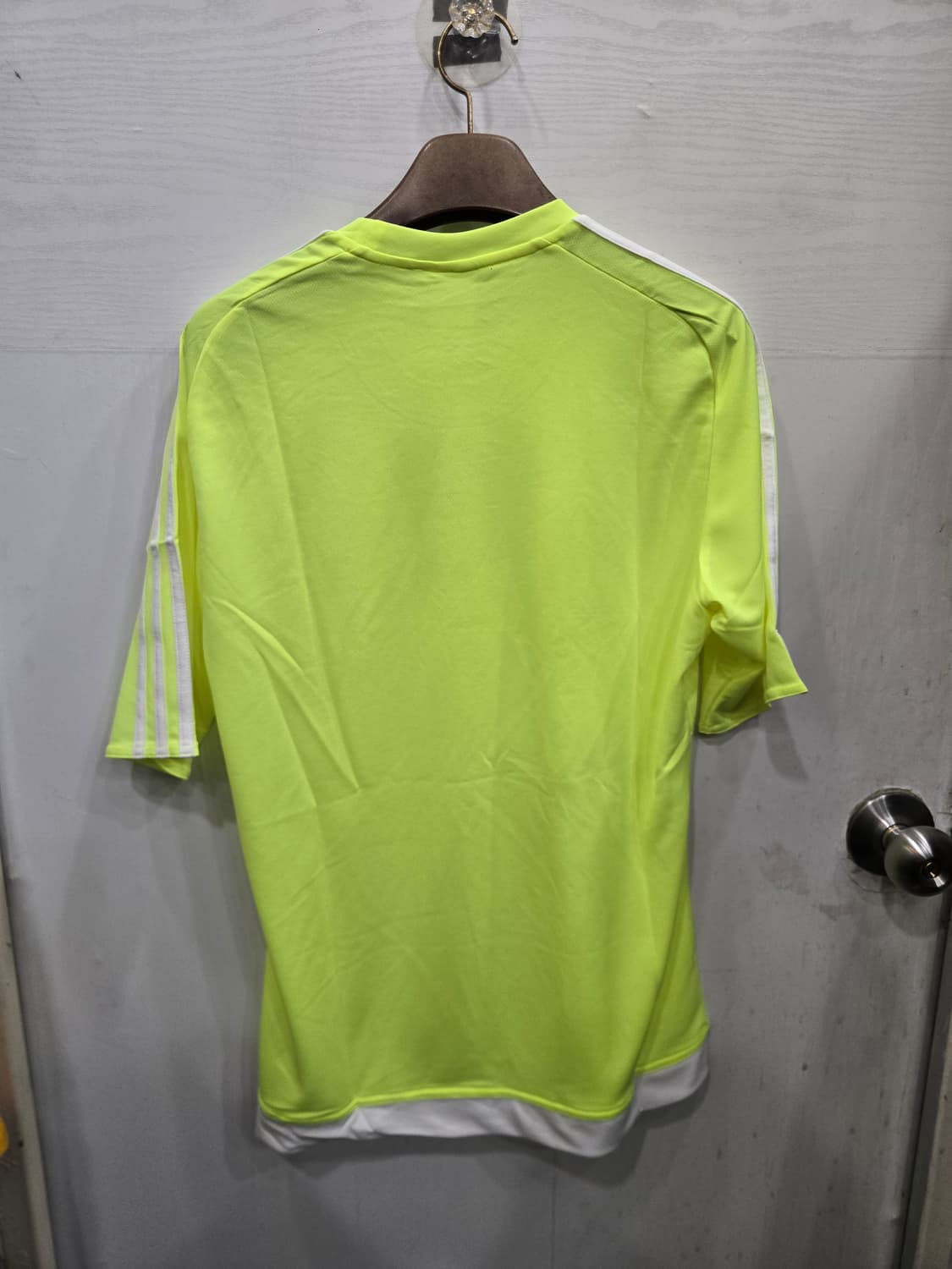 100,L,택있는 새상품)) adidas 아디다스 반팔티셔츠~ 상품이미지3