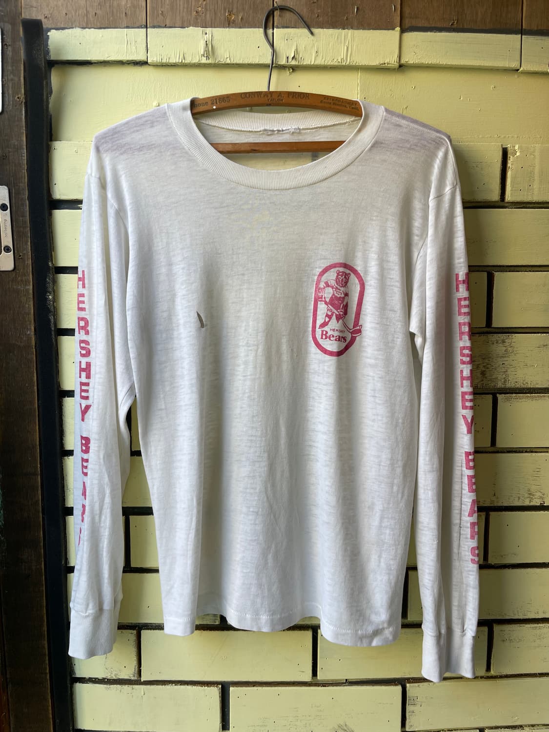 1970’s Hershey Bears Long Sleeve Tee 상품이미지1