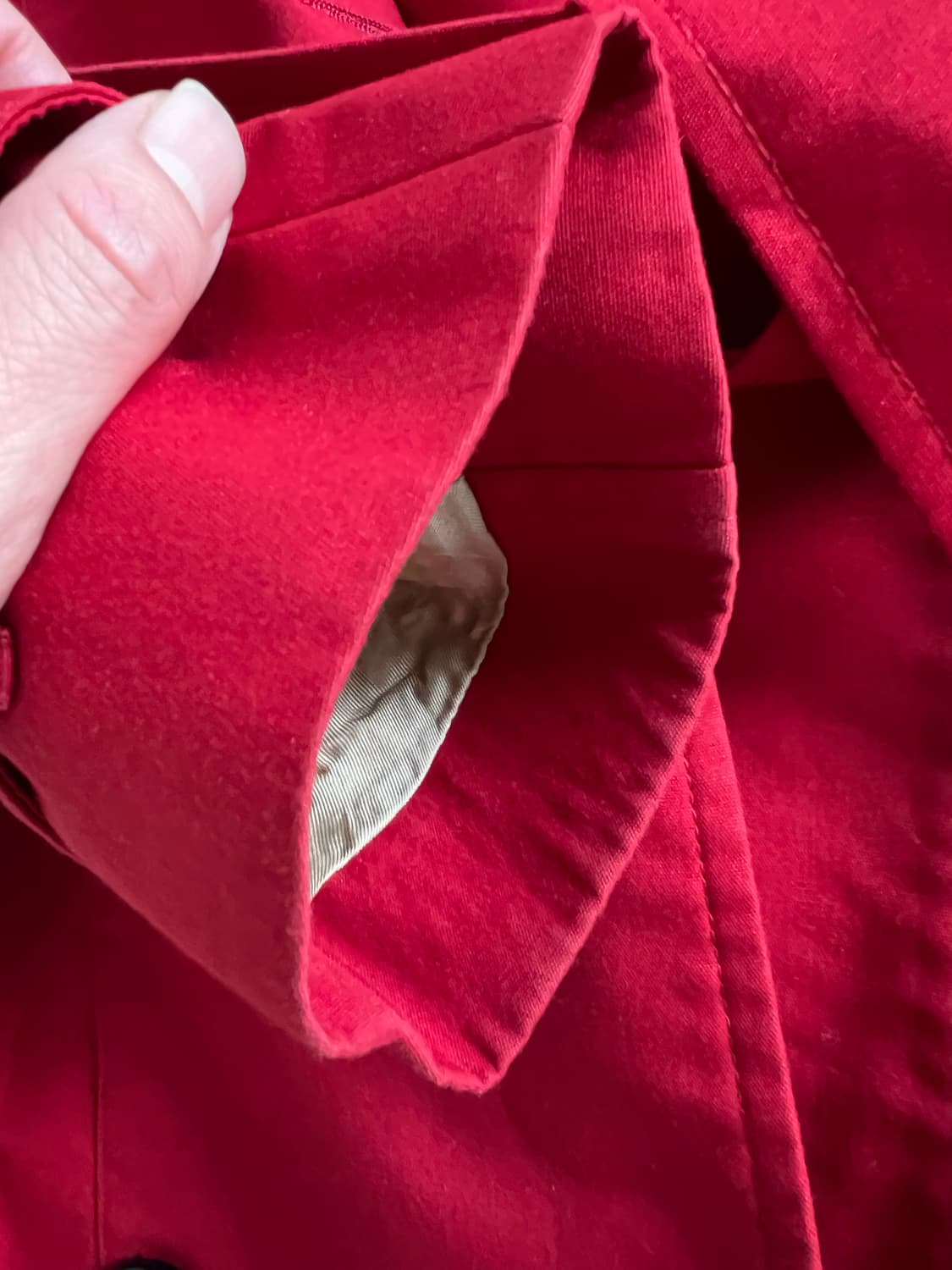 버버리 레드 컬러 트렌치코트 상품이미지4