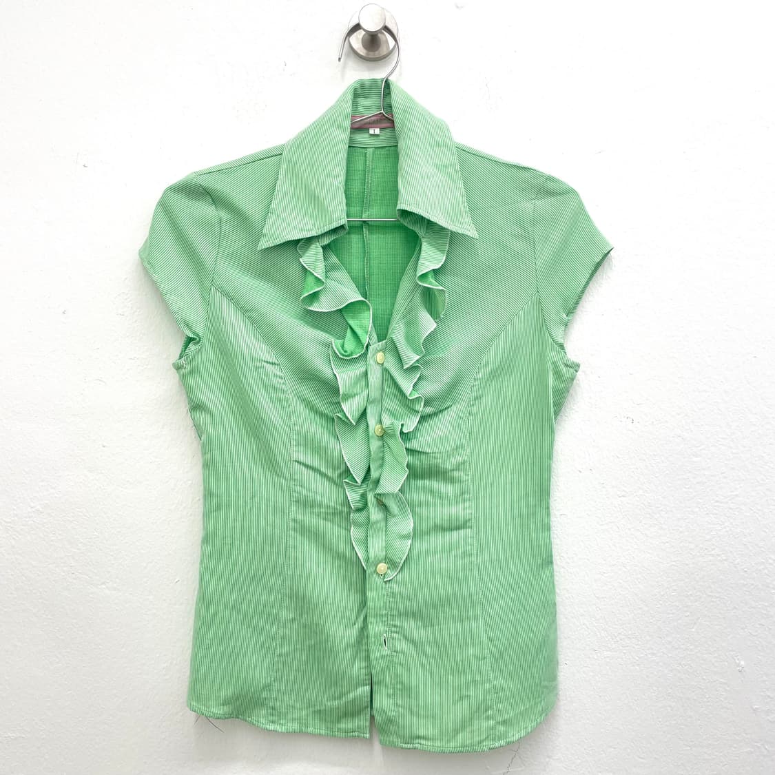 light green ruffle cap sleeve shirt 상품이미지1