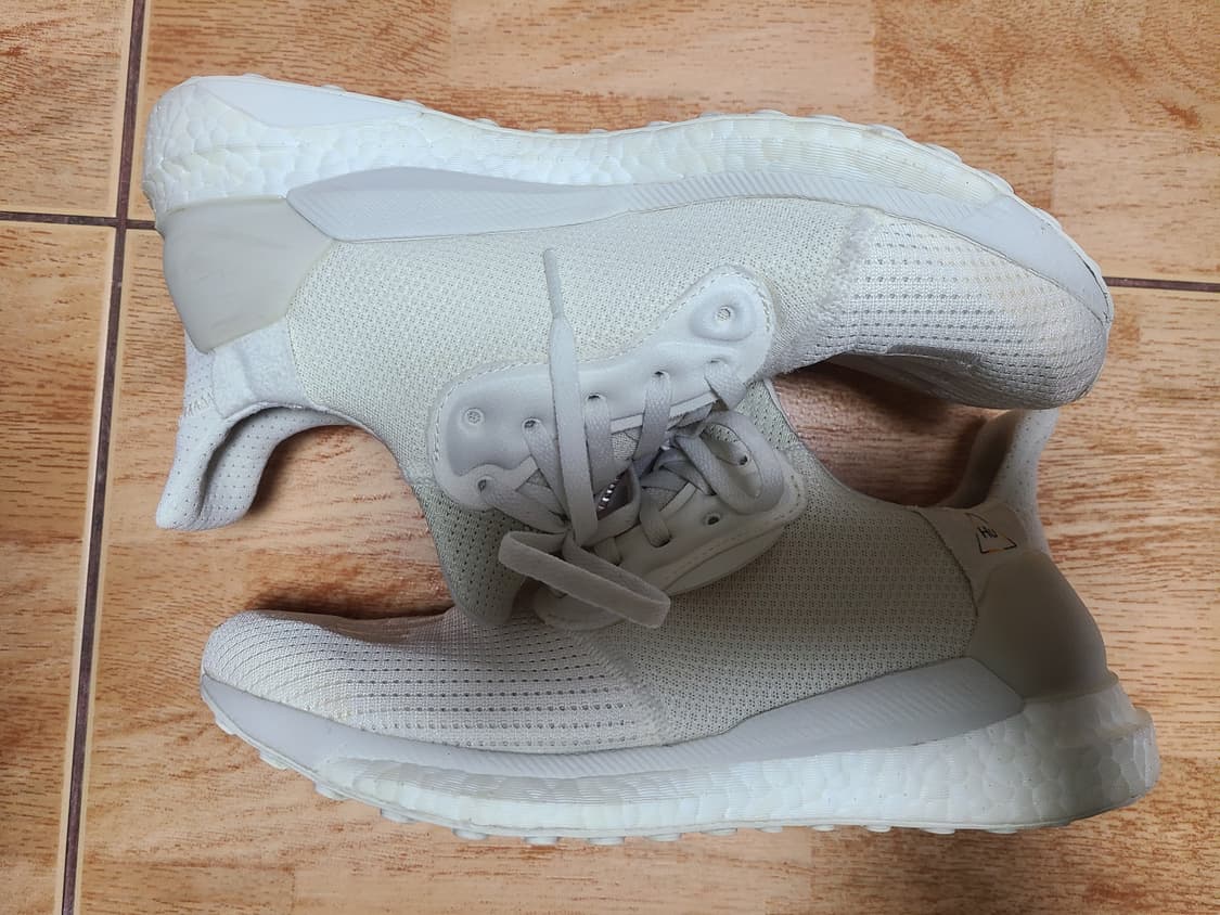 아디다스 퍼렐 솔라 휴 부스트260 상품이미지4