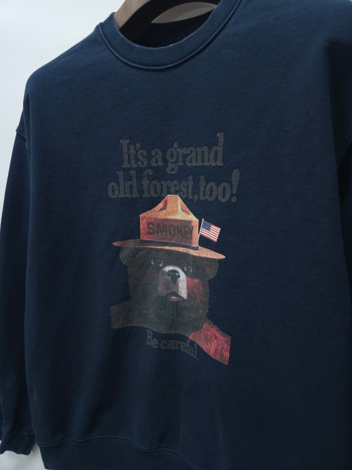 스모키 베어 남성 그래픽 헤비쭈리 맨투맨 상품이미지3