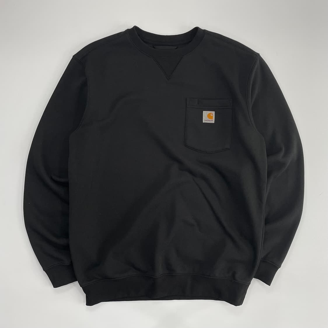 Carhartt 칼하트 루즈핏 원포켓 블랙 기모 맨투맨 상품이미지3