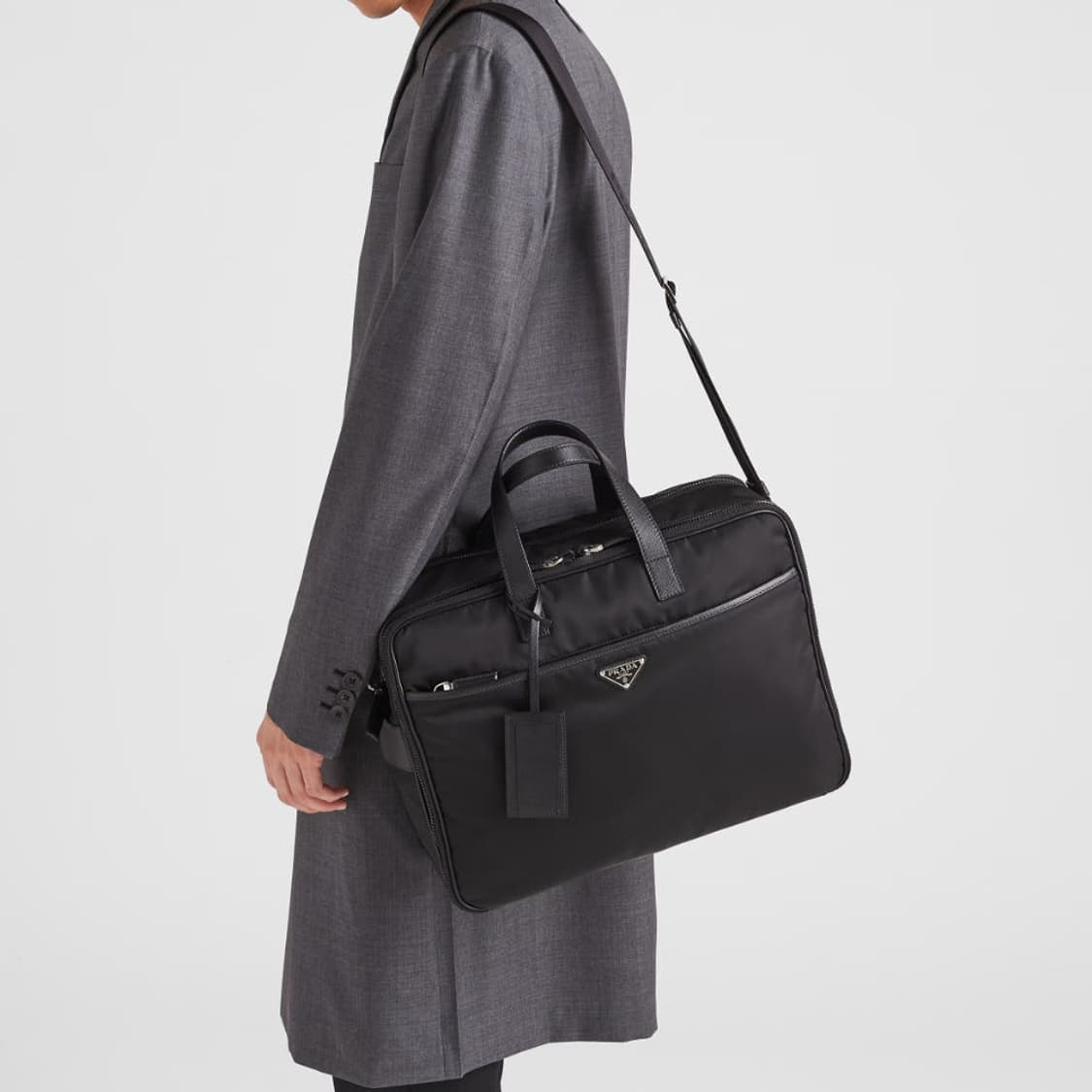 (새상품급)프라다 리나일론 사피아노 브리프케이스(투지퍼) 상품이미지1