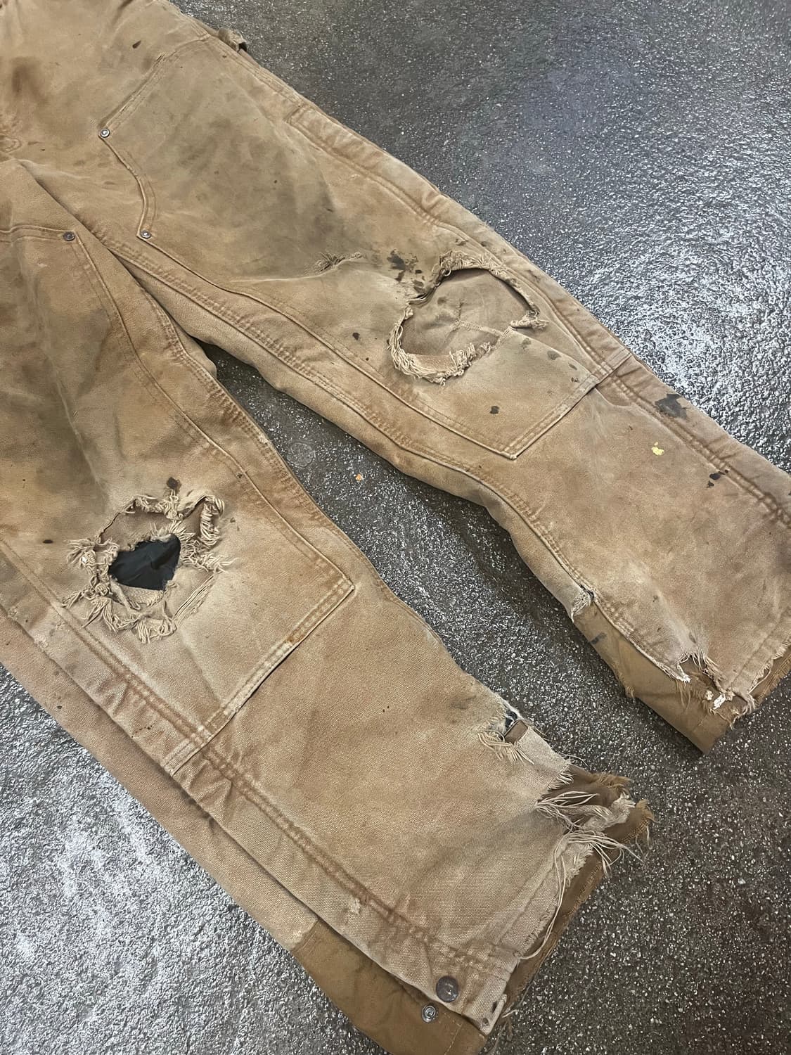 Carhartt 데미지 더블니 워크 팬츠 (33“) 상품이미지2