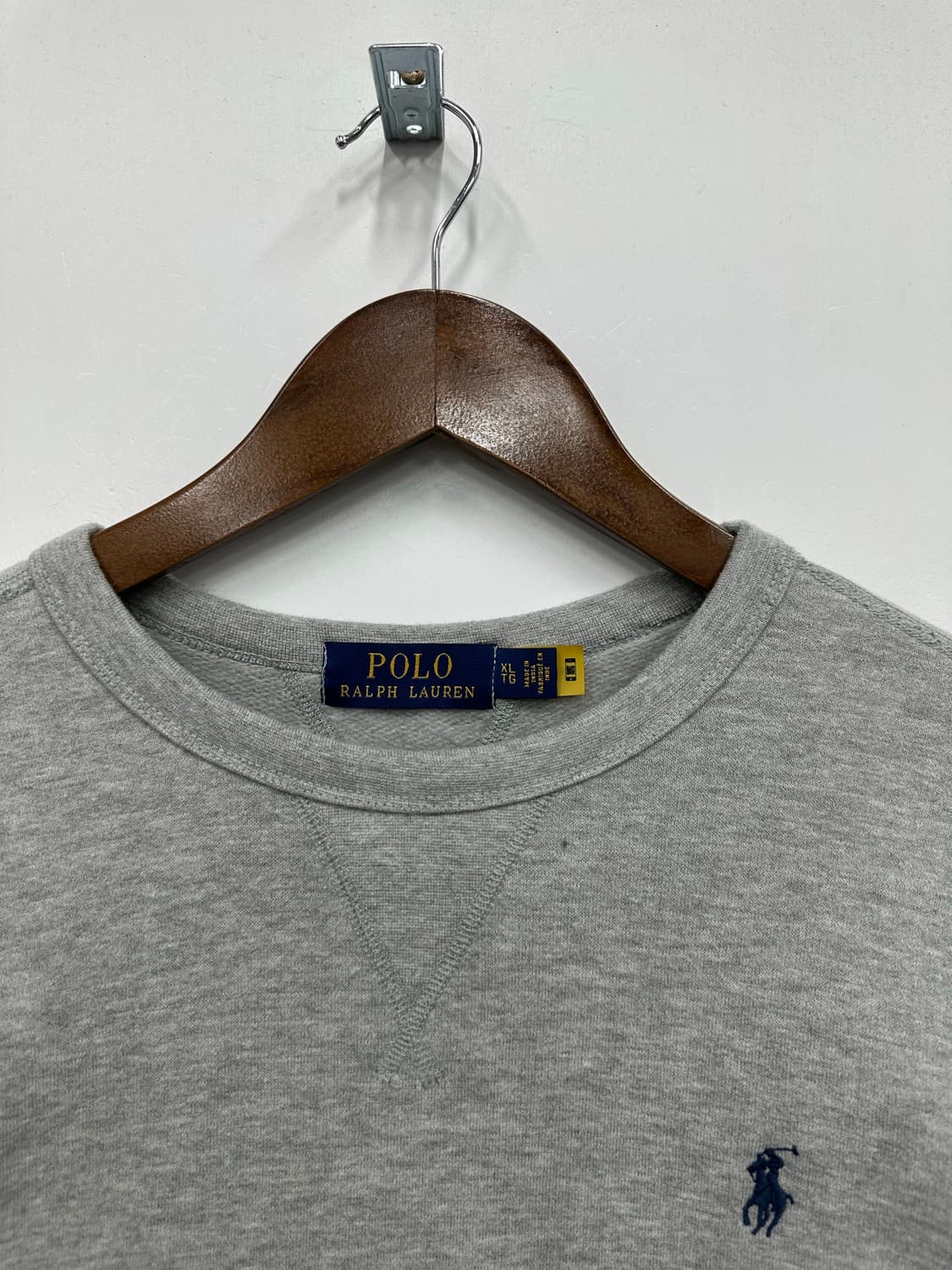 폴로 그레이 맨투맨  상품이미지2