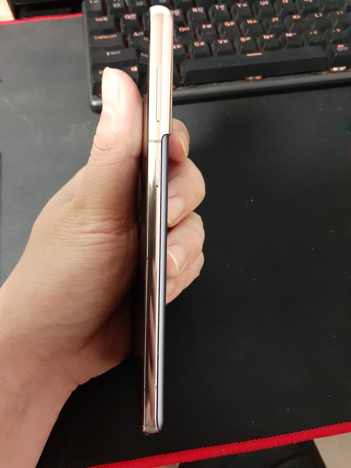 갤럭시 21+ 바이올렛 팝니다(갤럭시 21 플러스) 상품이미지3